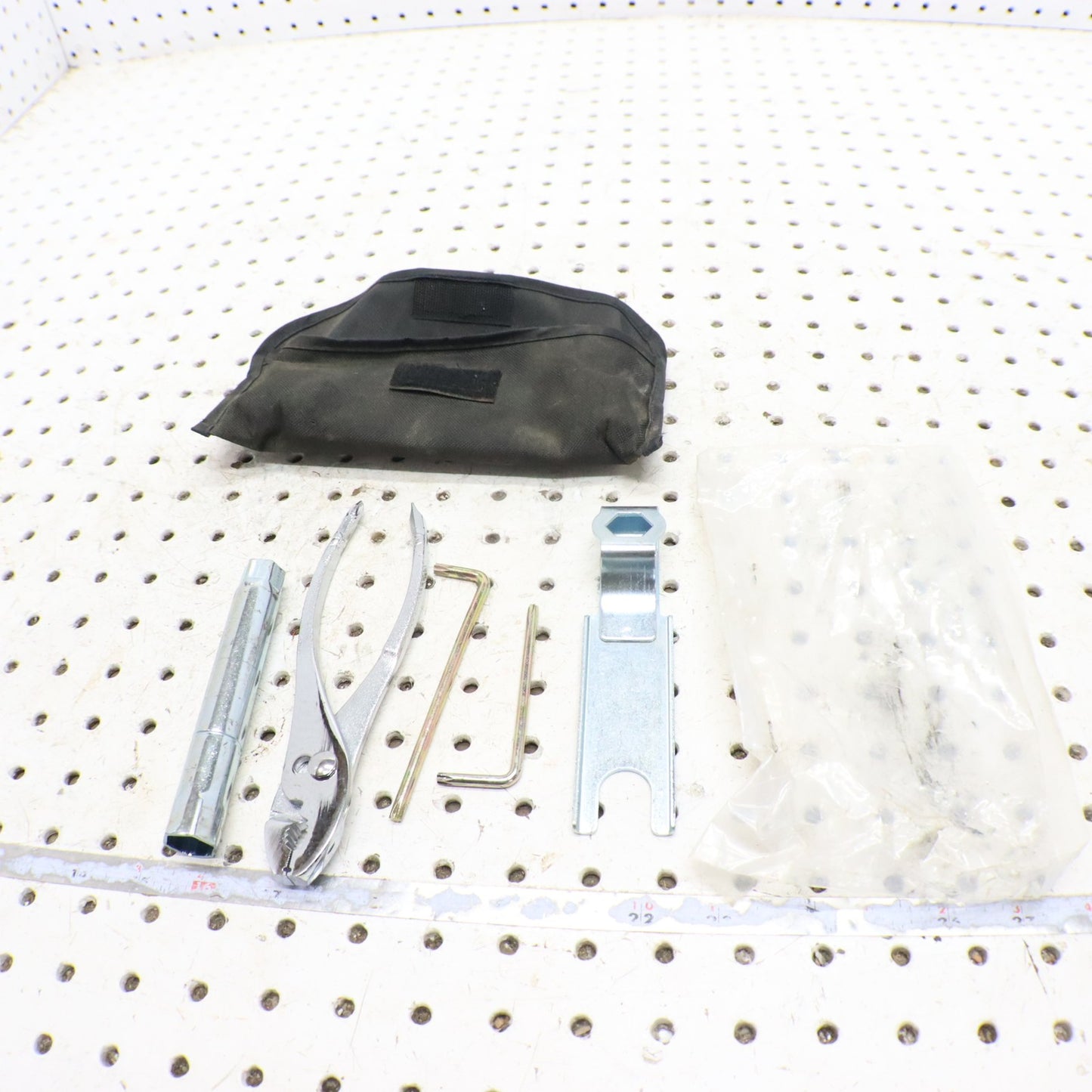 2013 Polaris Ranger 800 Tool Kit 2877351
