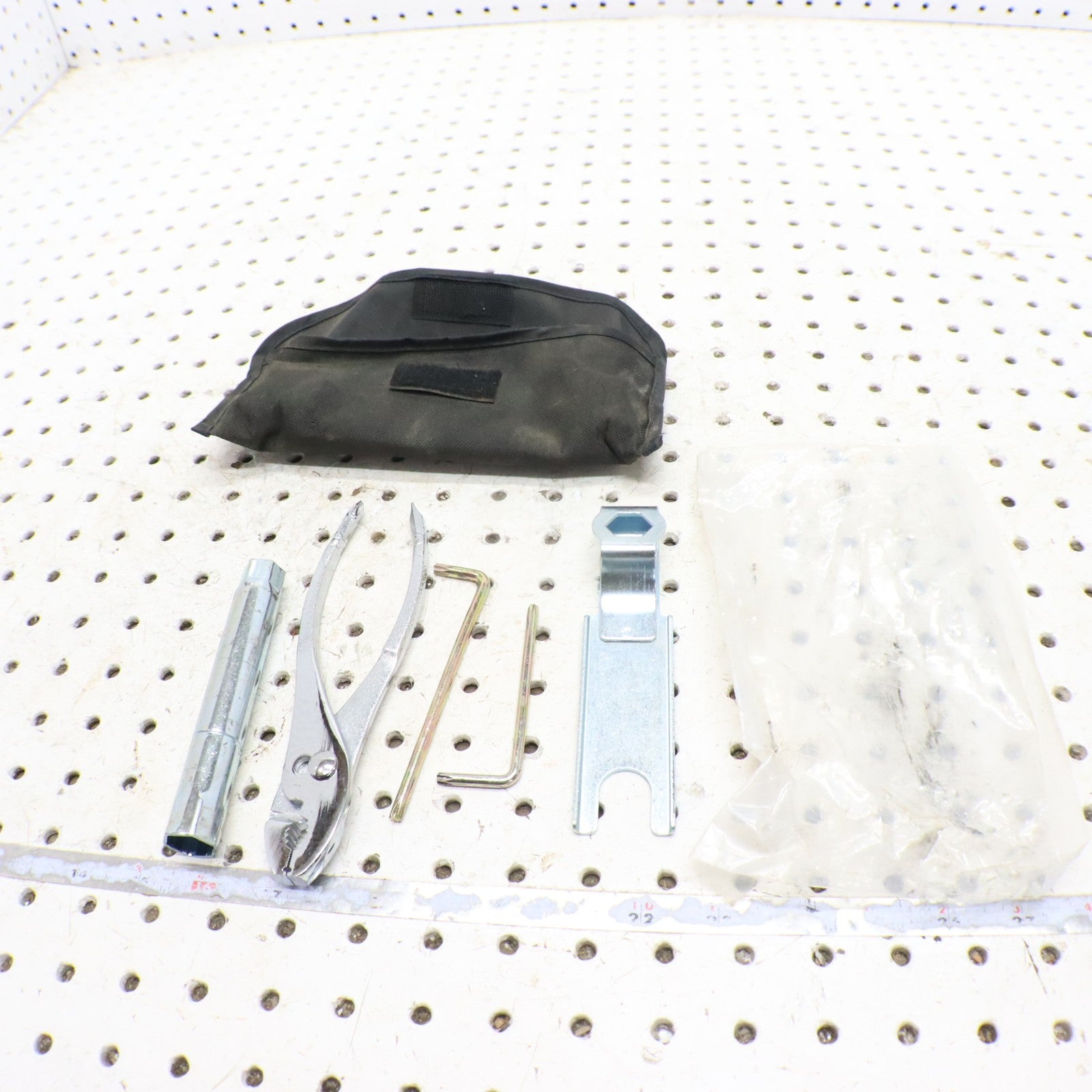 2013 Polaris Ranger 800 Tool Kit 2877351