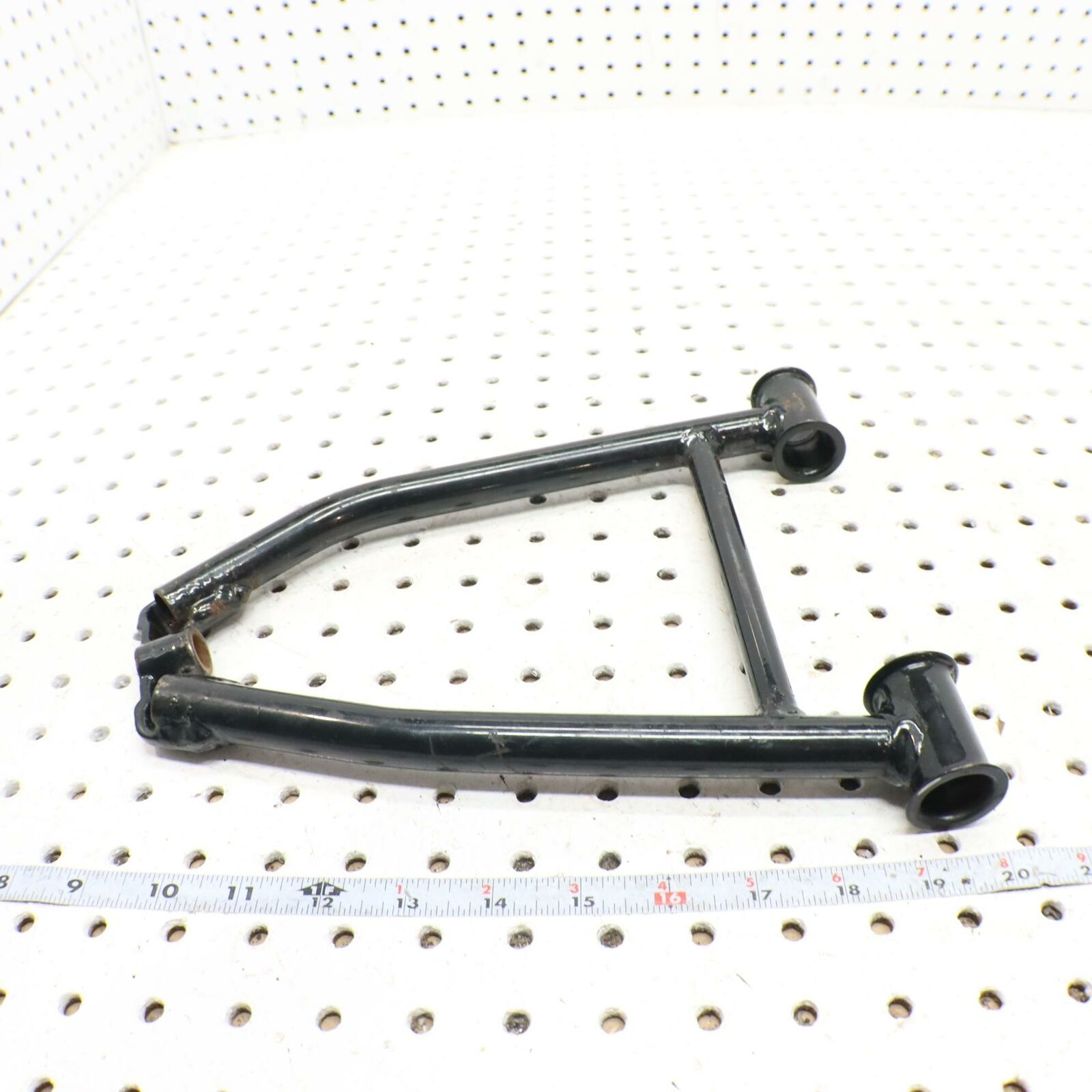 2006 POLARIS RMK 700 FRONT UPPER RIGHT CONTROL A ARM 2203024-385 2203024-067 