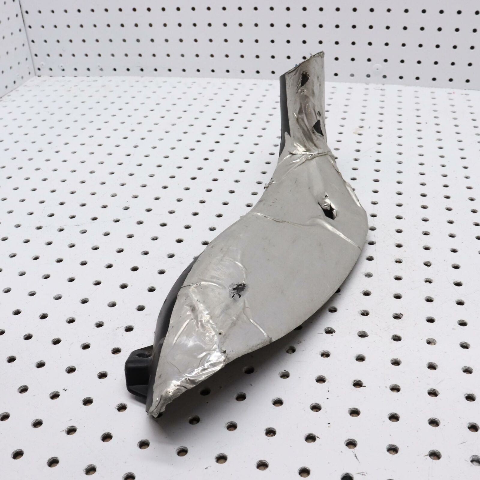 2006 POLARIS CLASSIC 700 AIR BRAKE DUCT 2633221
