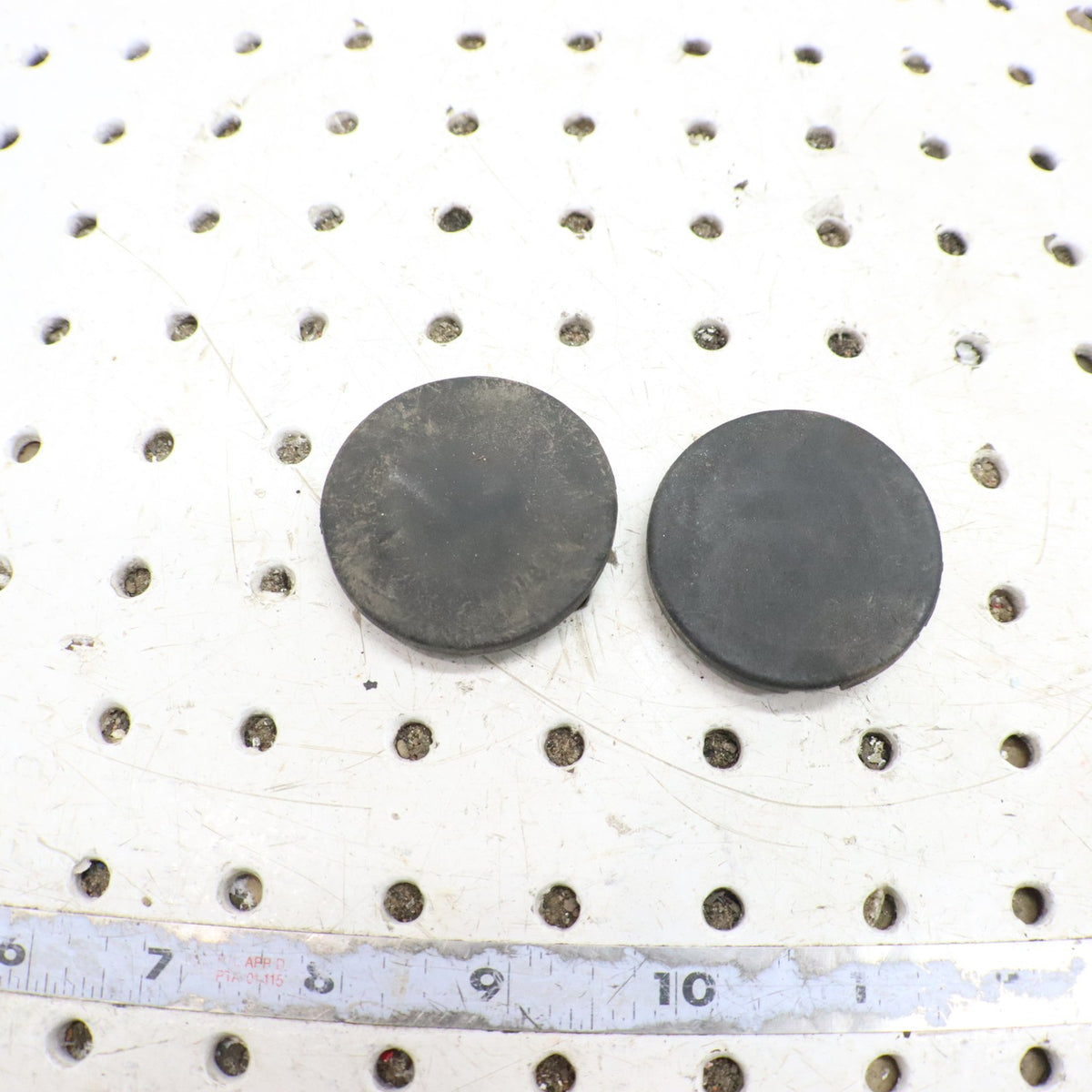 2007 Arctic Cat F6 Idler Wheel Bogie Wheel Cap QTY (2) 1604-952