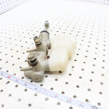 2009 Polaris Rzr 800 Brake Master Cylinder 1911234 1912463