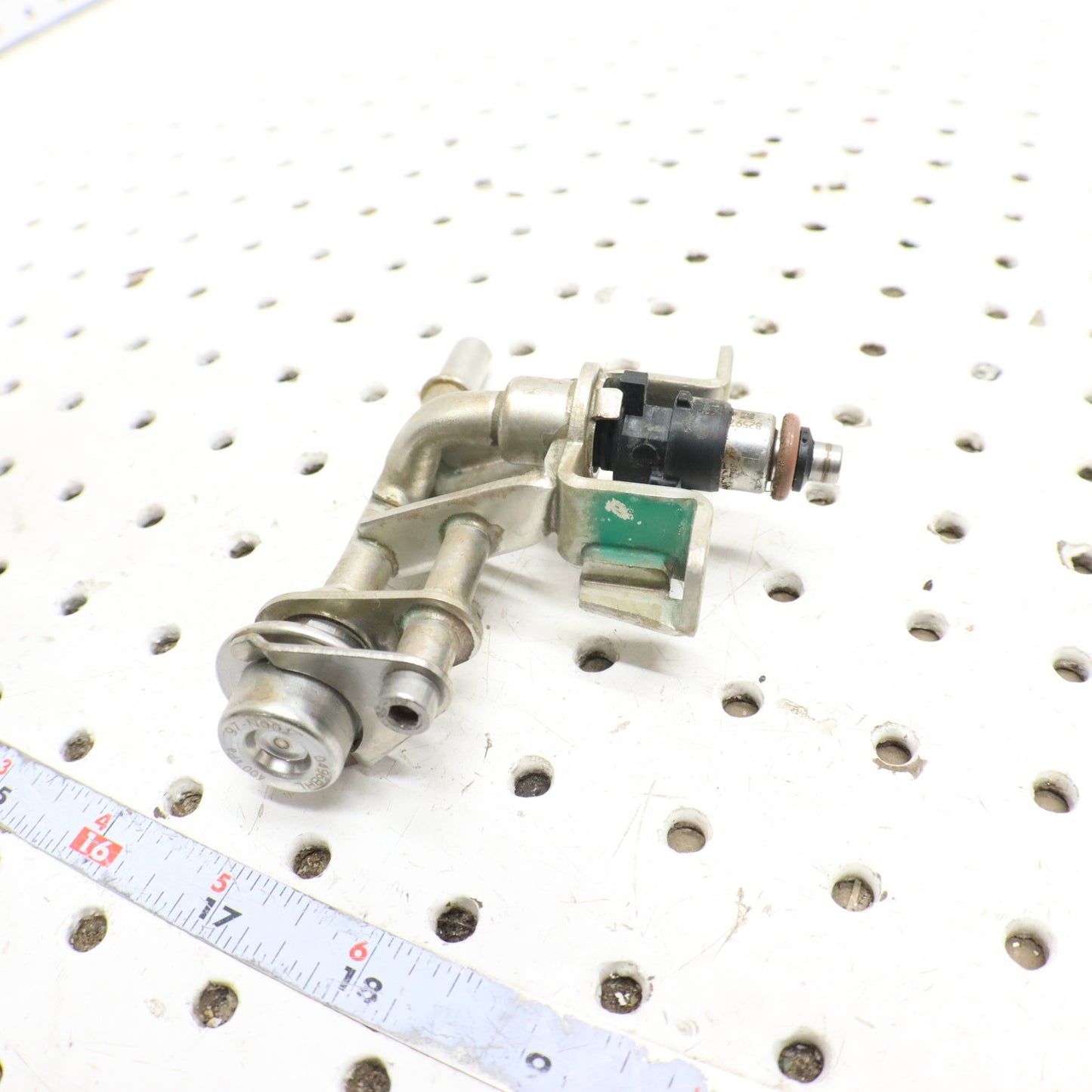 2016 Polaris Sportsman 570 Fuel Rail & INJECTOR 2521403 ; 2521068