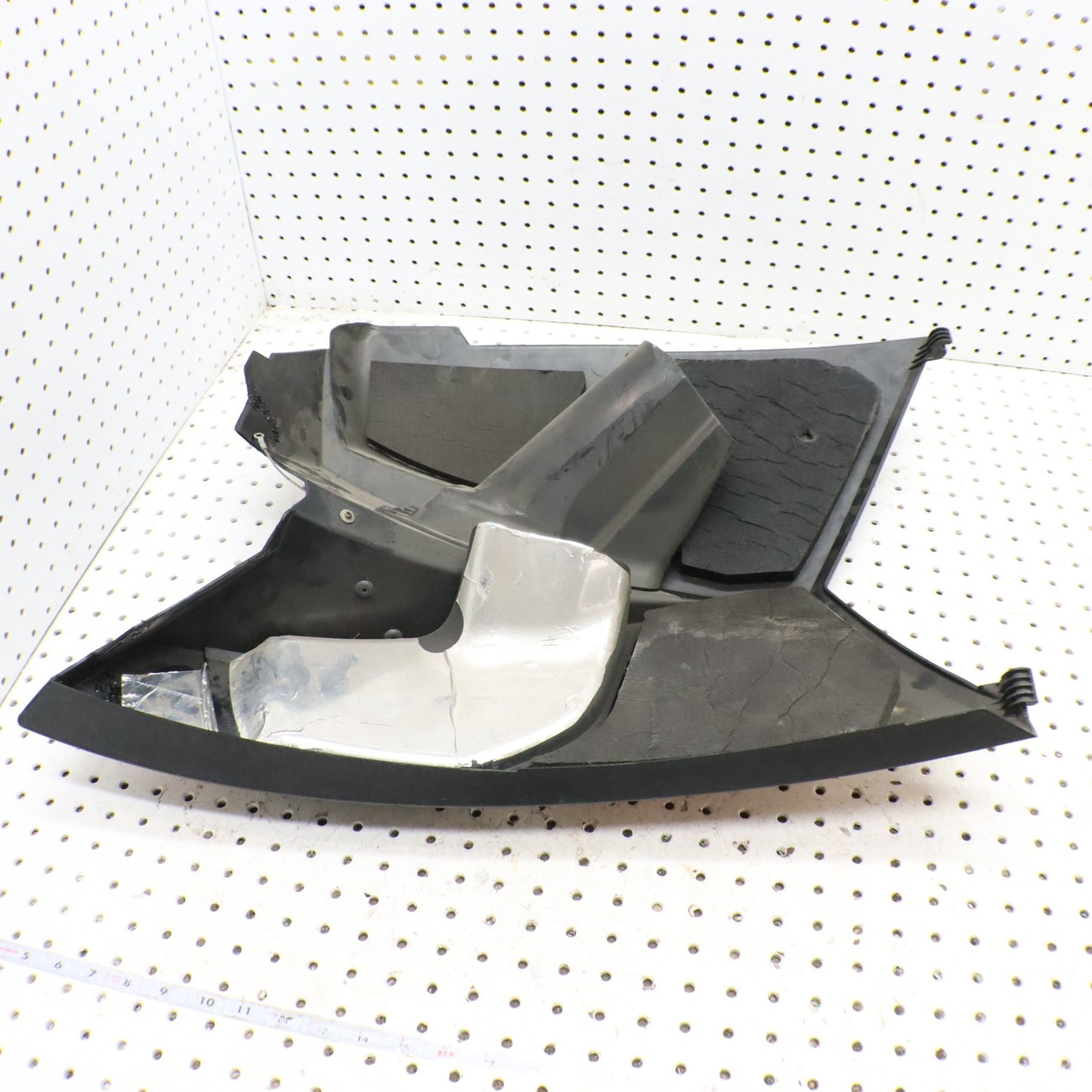 2015 Arctic Cat Xf 8000 Side Panel Left 4718-233 ; 4718-553 CRACKED