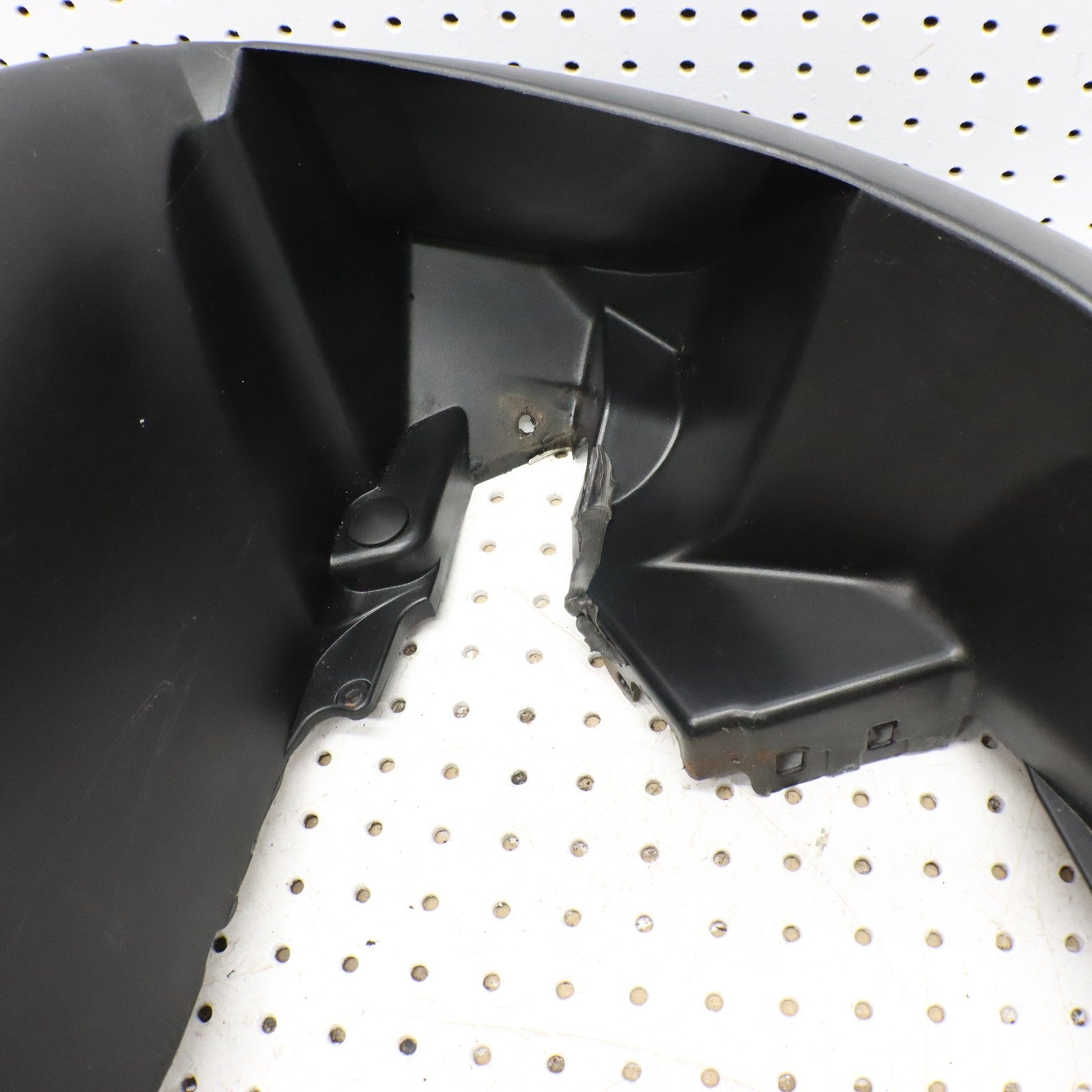 2007 Polaris Iq 600 Fender Bellypan Right 2633254-070