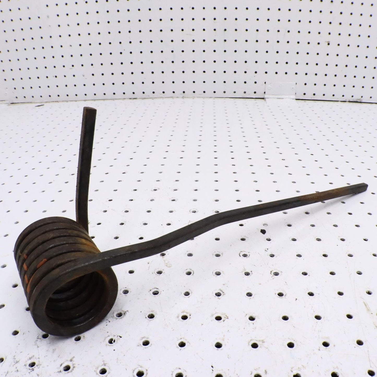 2006 POLARIS FUSION 700 REAR SUSPENSION TORSION SPRING LH 7043070-067
