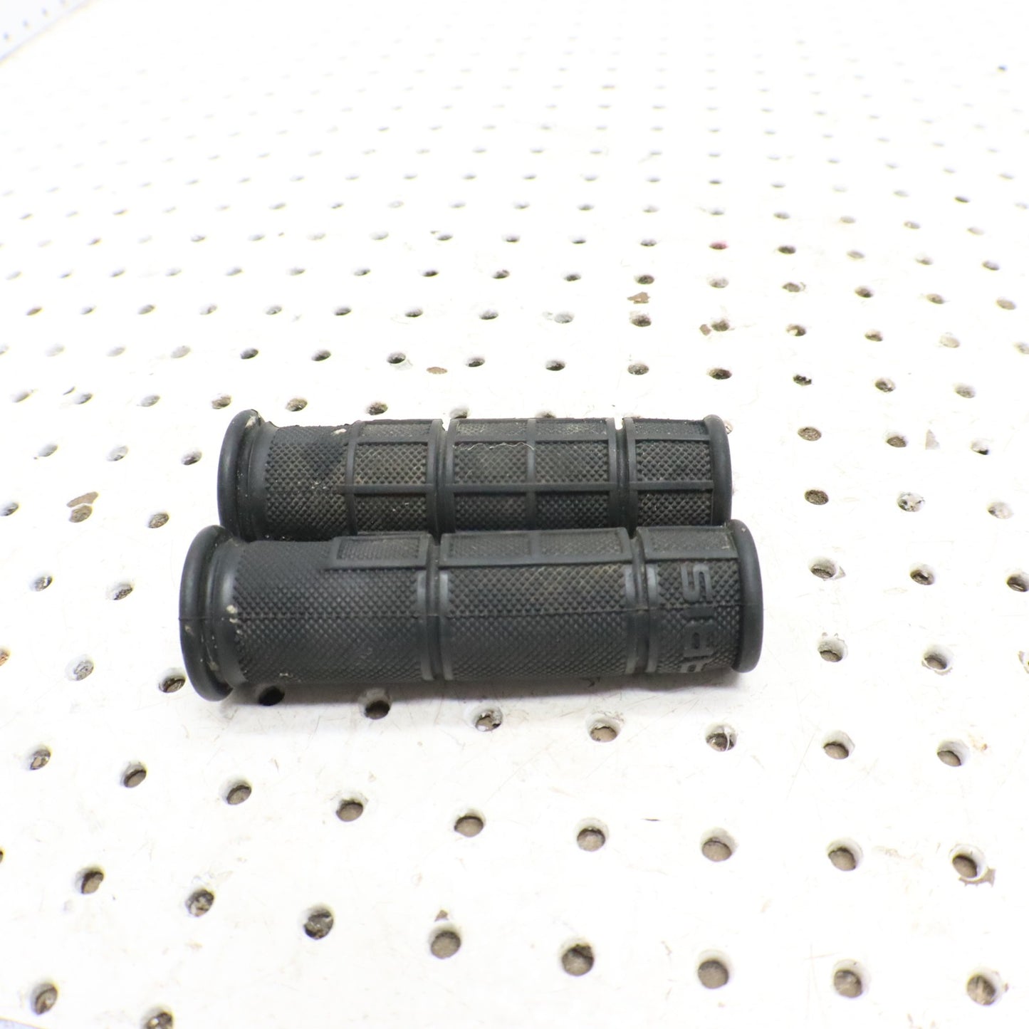 2016 Polaris Sportsman 570 Handlebar Grips 5413578-070
