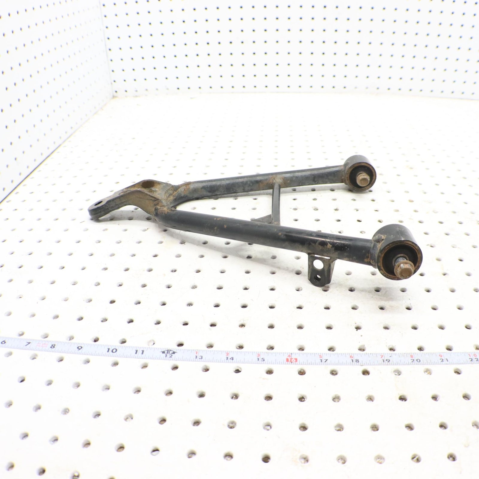 2016 SUZUKI KING QUAD 500 FRONT LOWER LEFT CONTROL A ARM 52420-31820