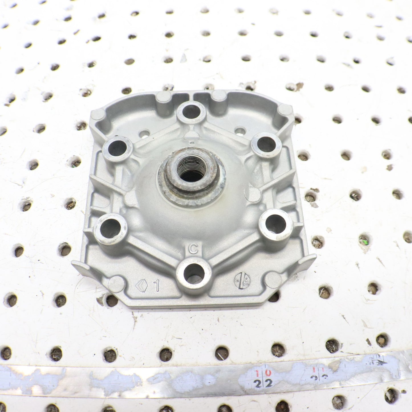 1995 Polaris Xcr 600 Cylinder Head CENTER 3084675