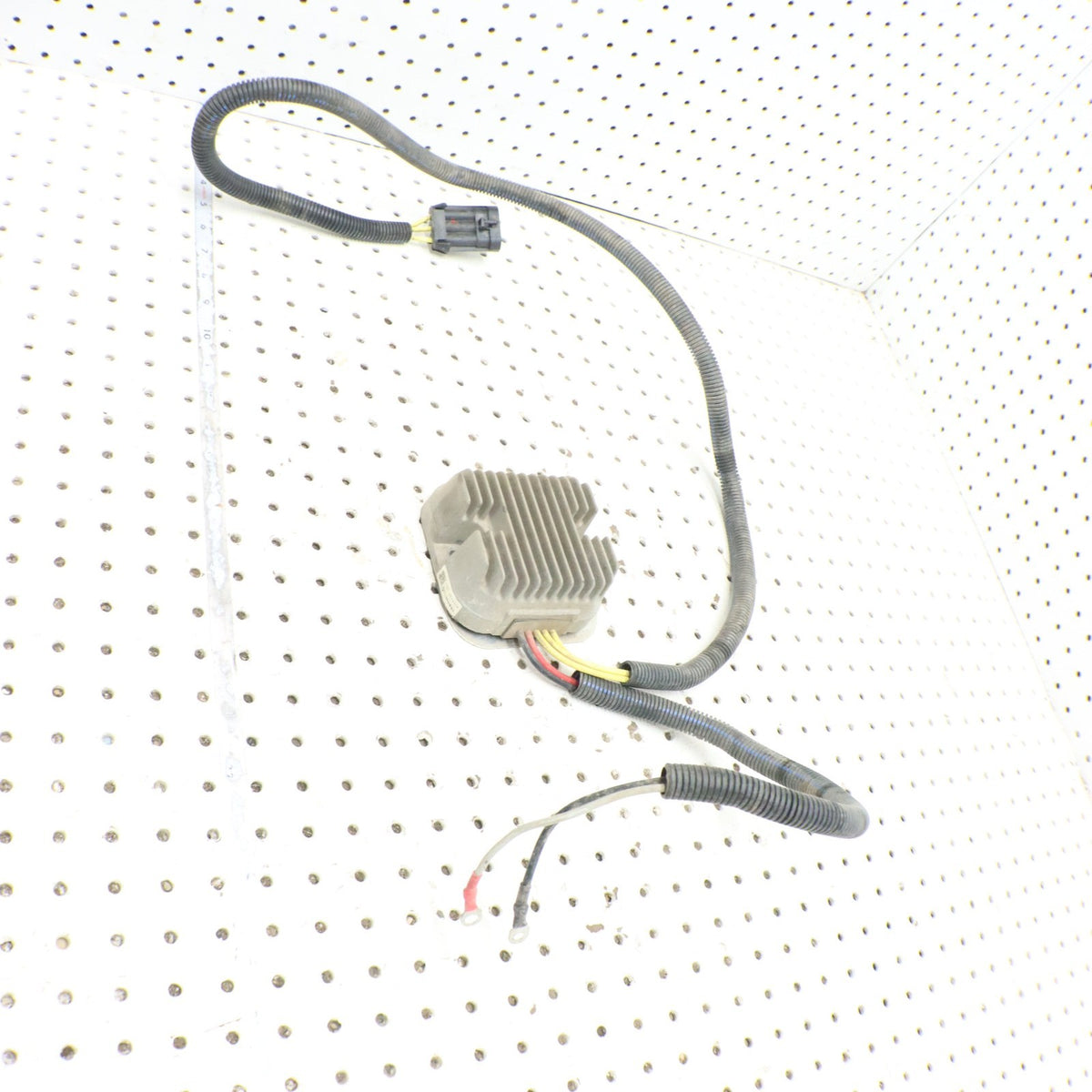 2017 Polaris Sportsman 450 Voltage Regulator 4015230; 2208110