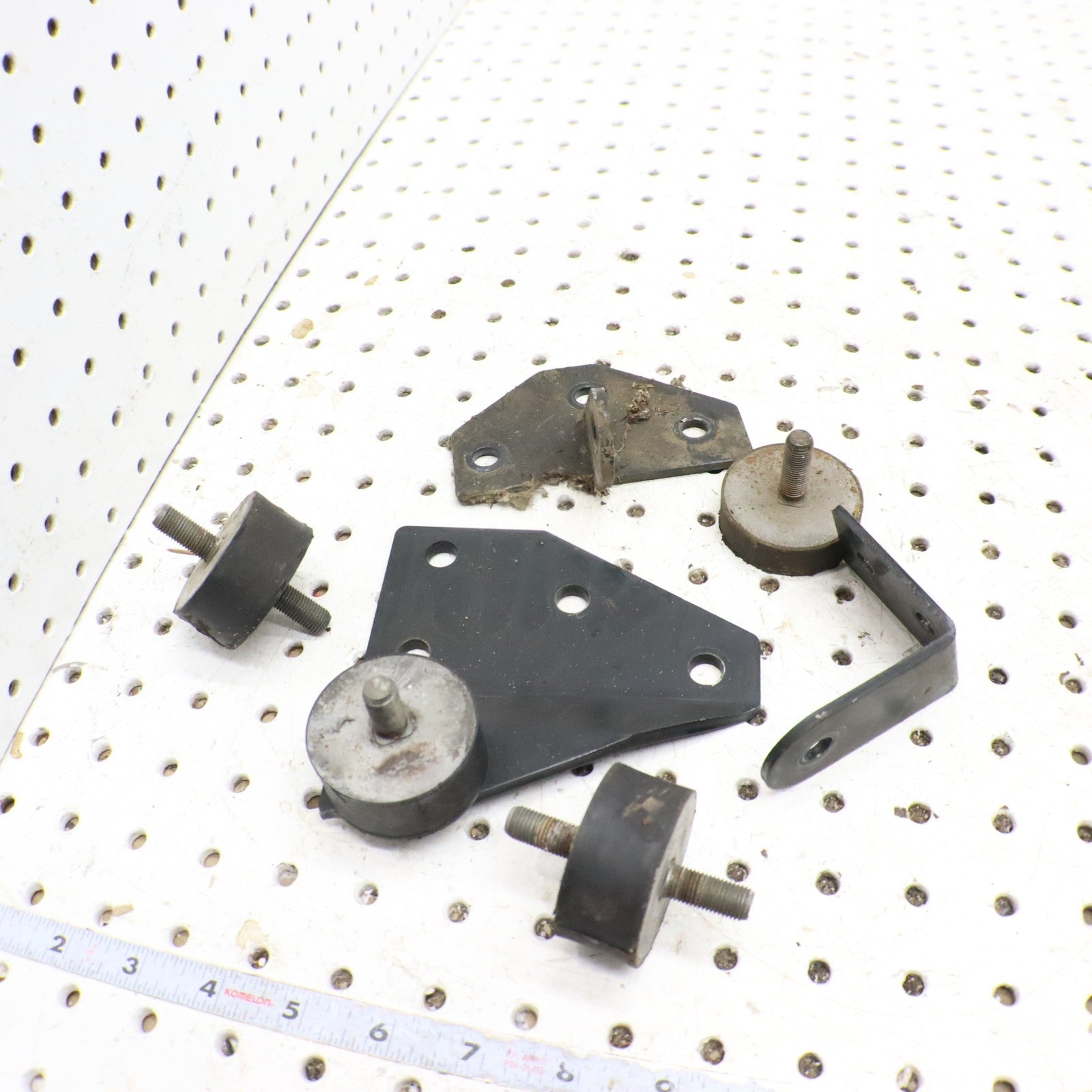 1995 Polaris Xplorer 400 Engine Motor Mounts 5222415-067 1040231-067 