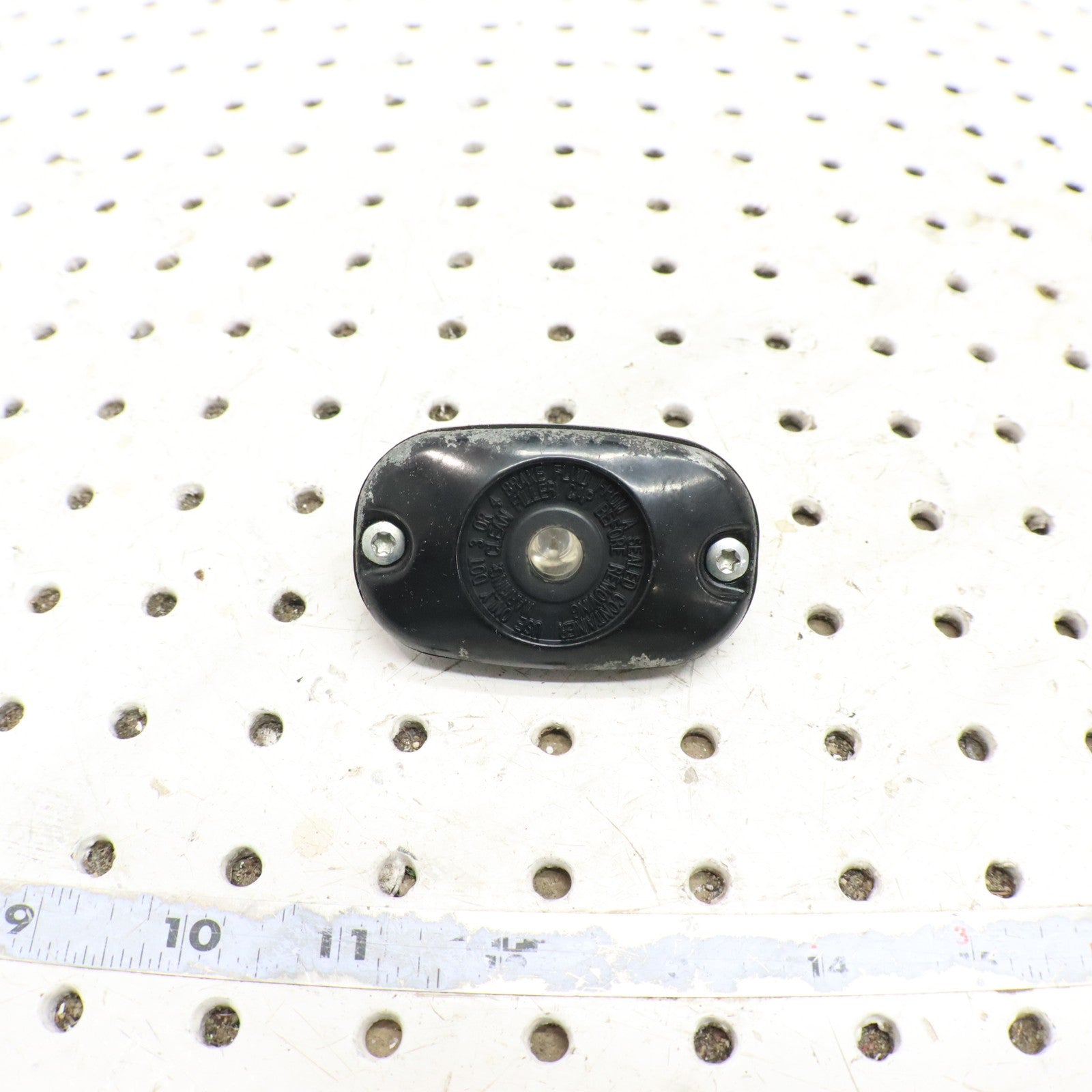 2012 Polaris Sportsman 500 MASTER CYLINDER COVER 2203055