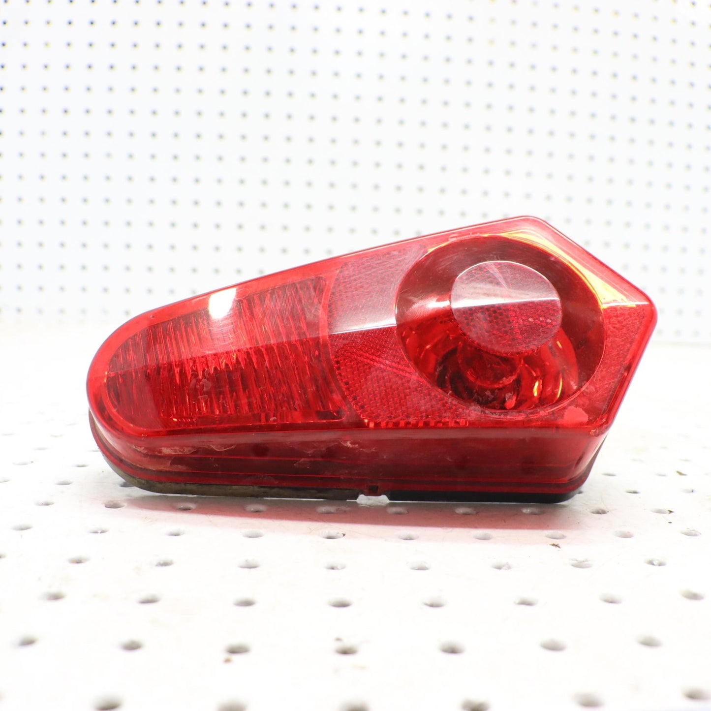 2016 POLARIS SPORTSMAN 570 TAIL LIGHT BRAKE LIGHT LEFT 2411153