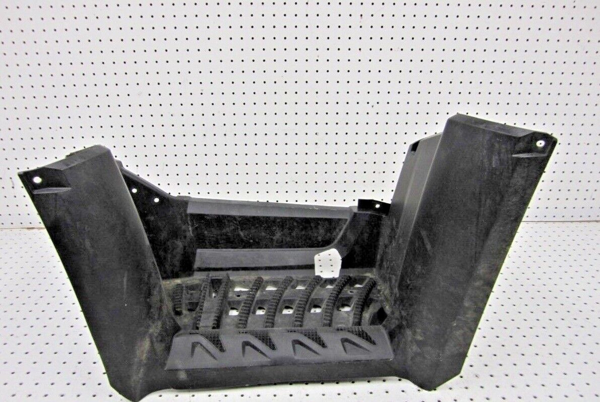 2009 POLARIS SPORTSMAN 850 XP EPS FOOTWELL-RH BLK 5435822-070, 5439077-070