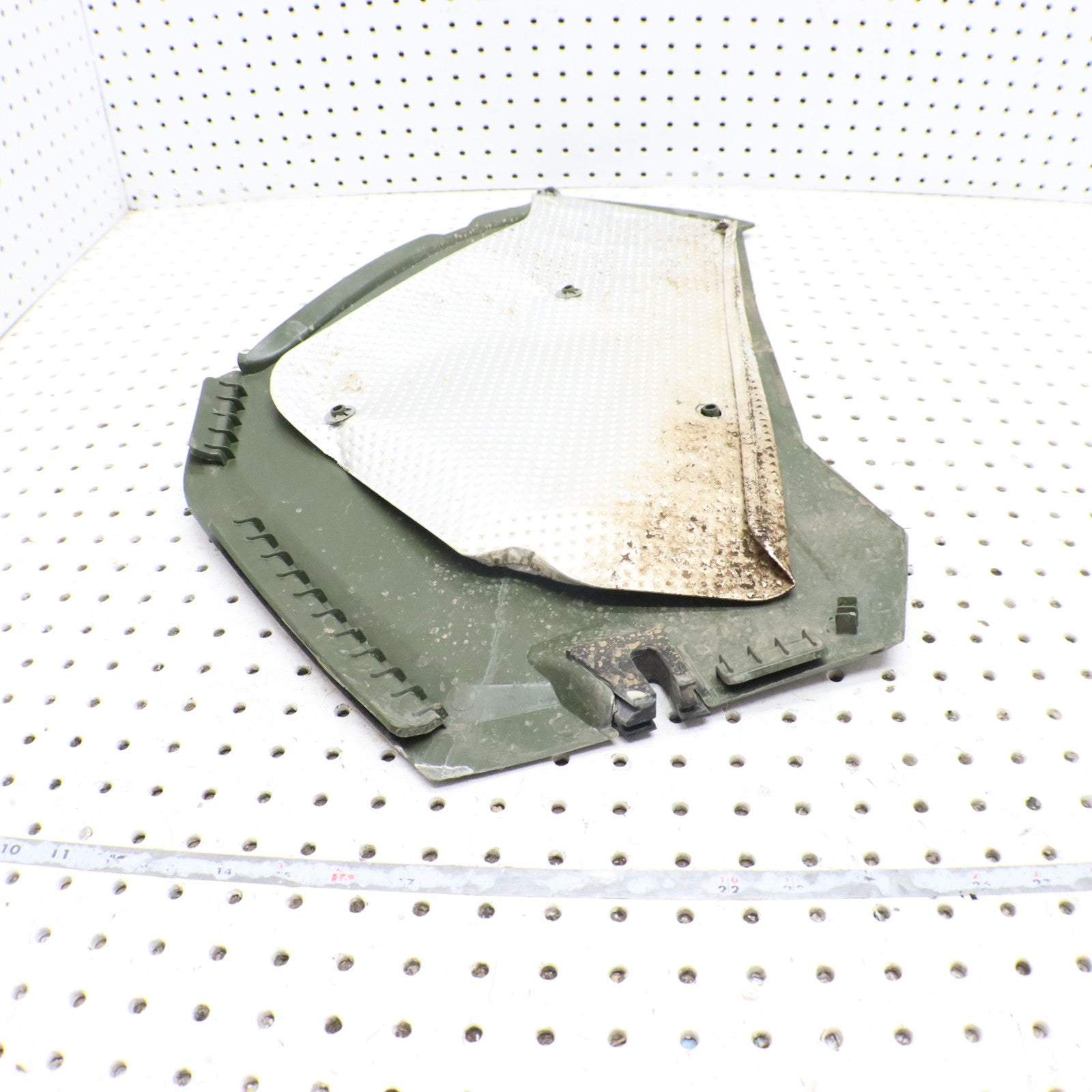 2024 Polaris Sportsman 570 Efi Eps Side Panel Cover Right GREEN 