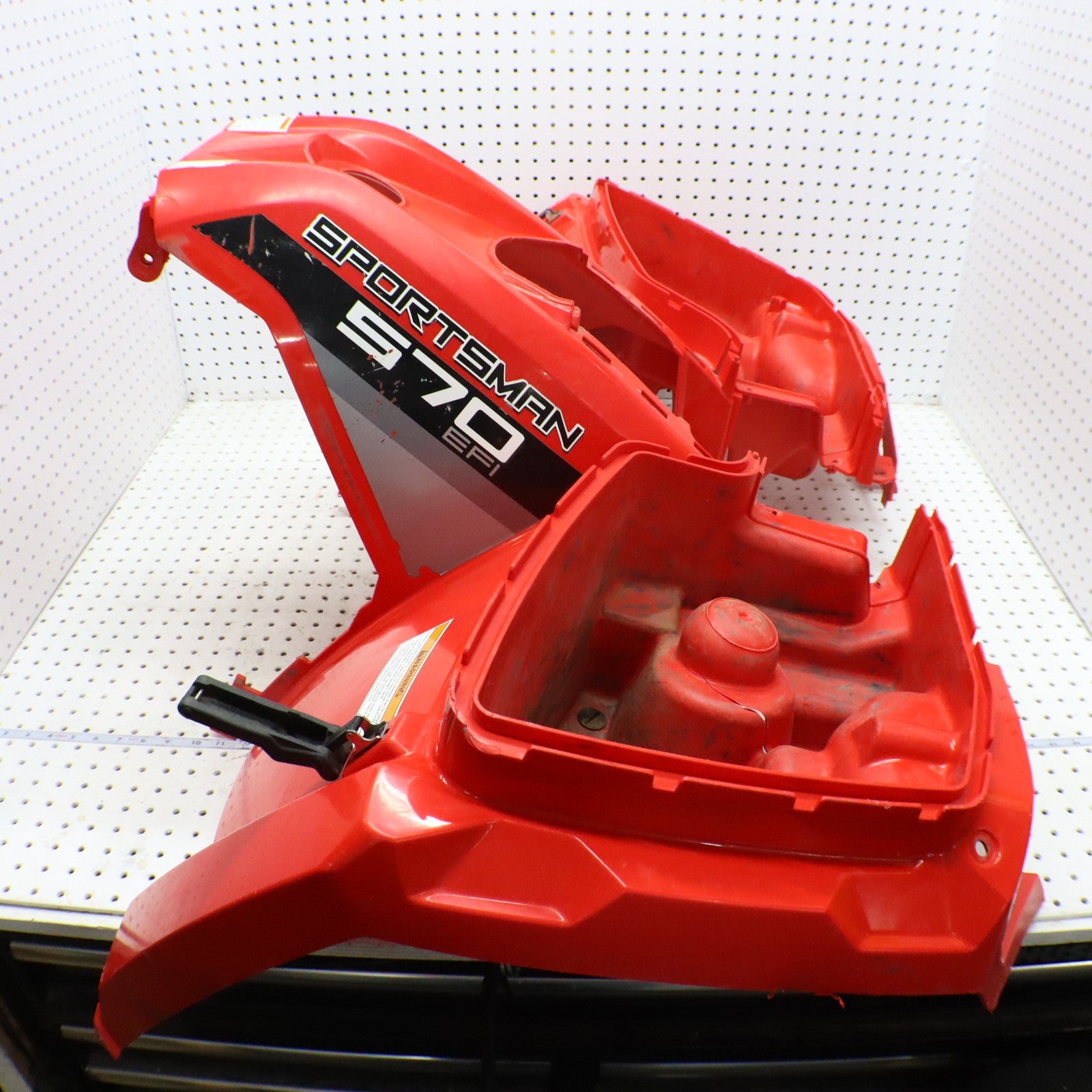 2014 Polaris Sportsman 570 Front Fender 2634162-293; 2636420-293 INDY RED