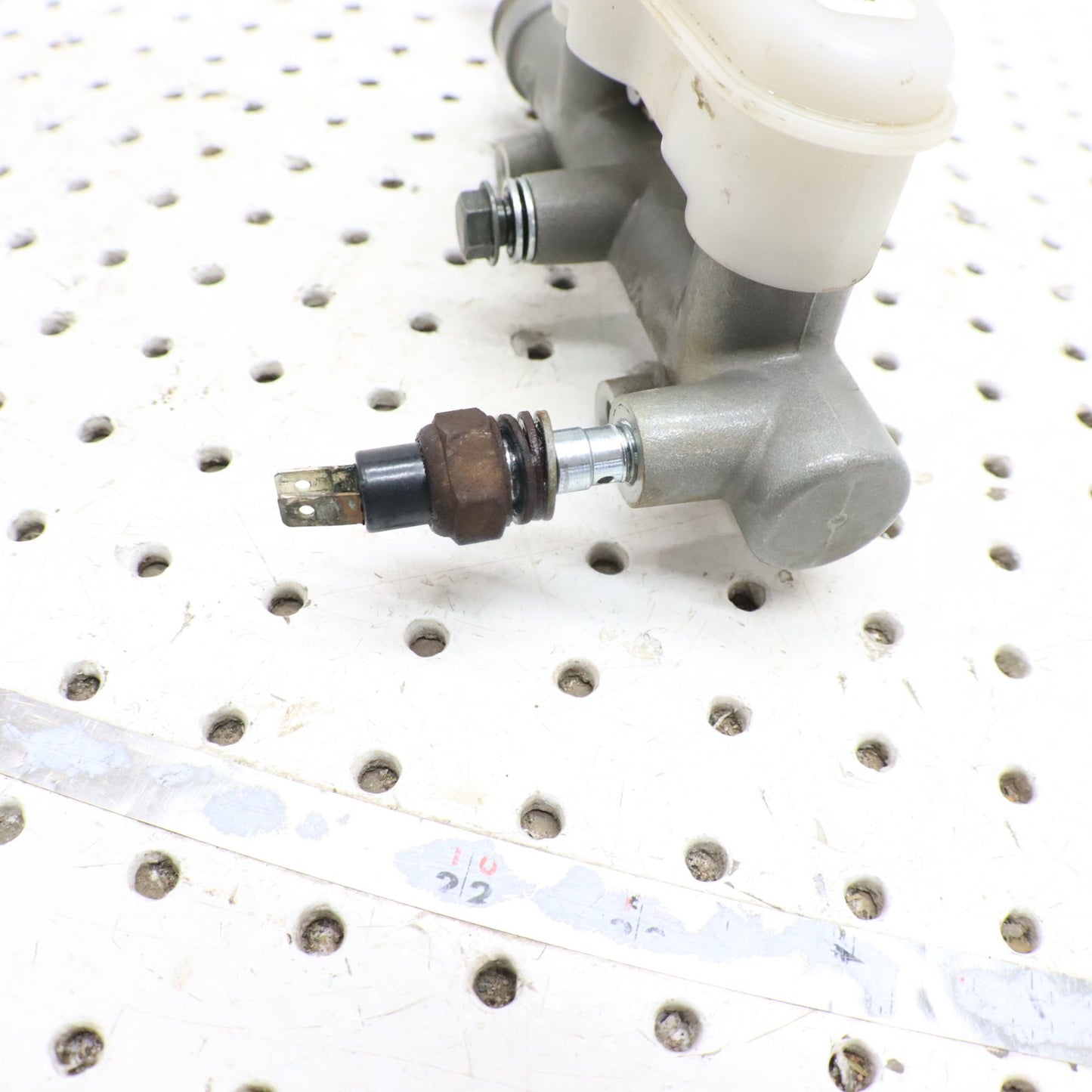 2013 Polaris Ranger 800 Brake Master Cylinder 1911515 1912463