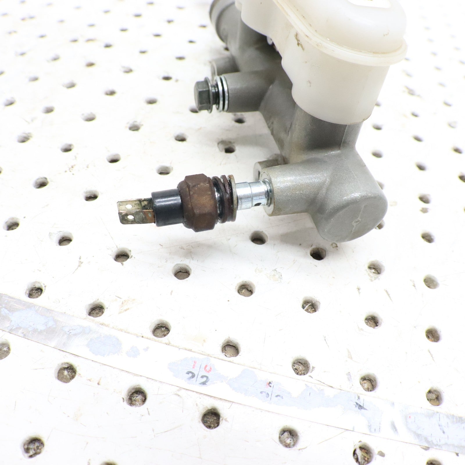 2013 Polaris Ranger 800 Brake Master Cylinder 1911515 1912463