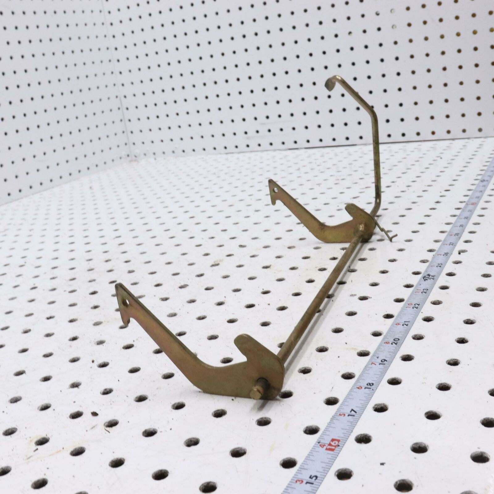 2004 ARCTIC CAT 650 SEAT SADDLE MOUNTING BRACKET LATCH, SEAT WELDMENT 1506-217
