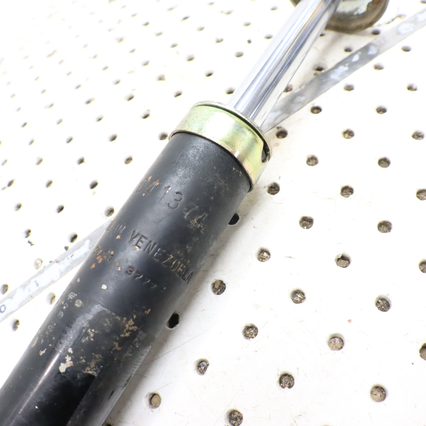 1998 Polaris Xplorer 400l Front Shock 7041755 ; 2201460