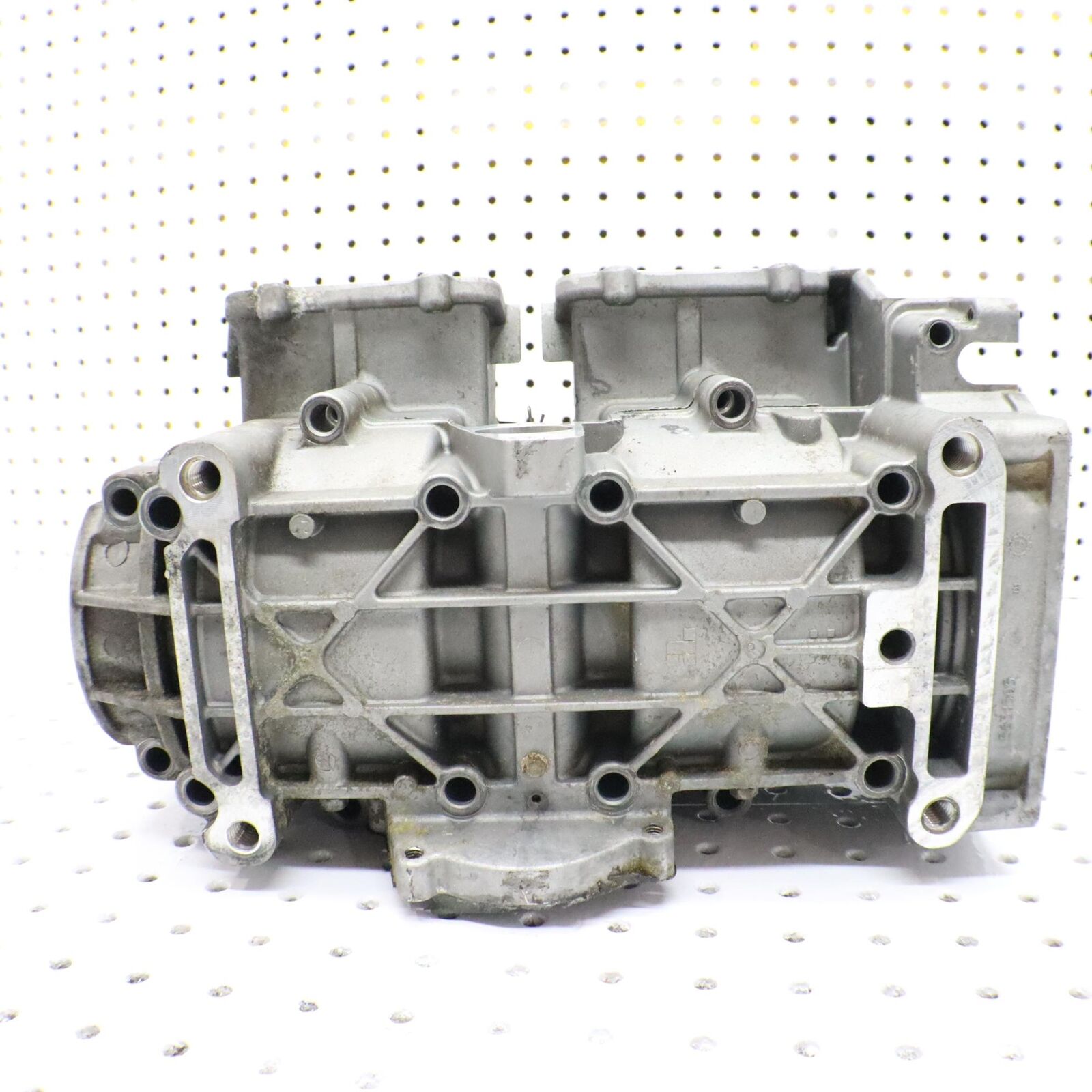 2006 POLARIS FUSION 600 CRANK CASE ENGINE CASE 1202738 2203037