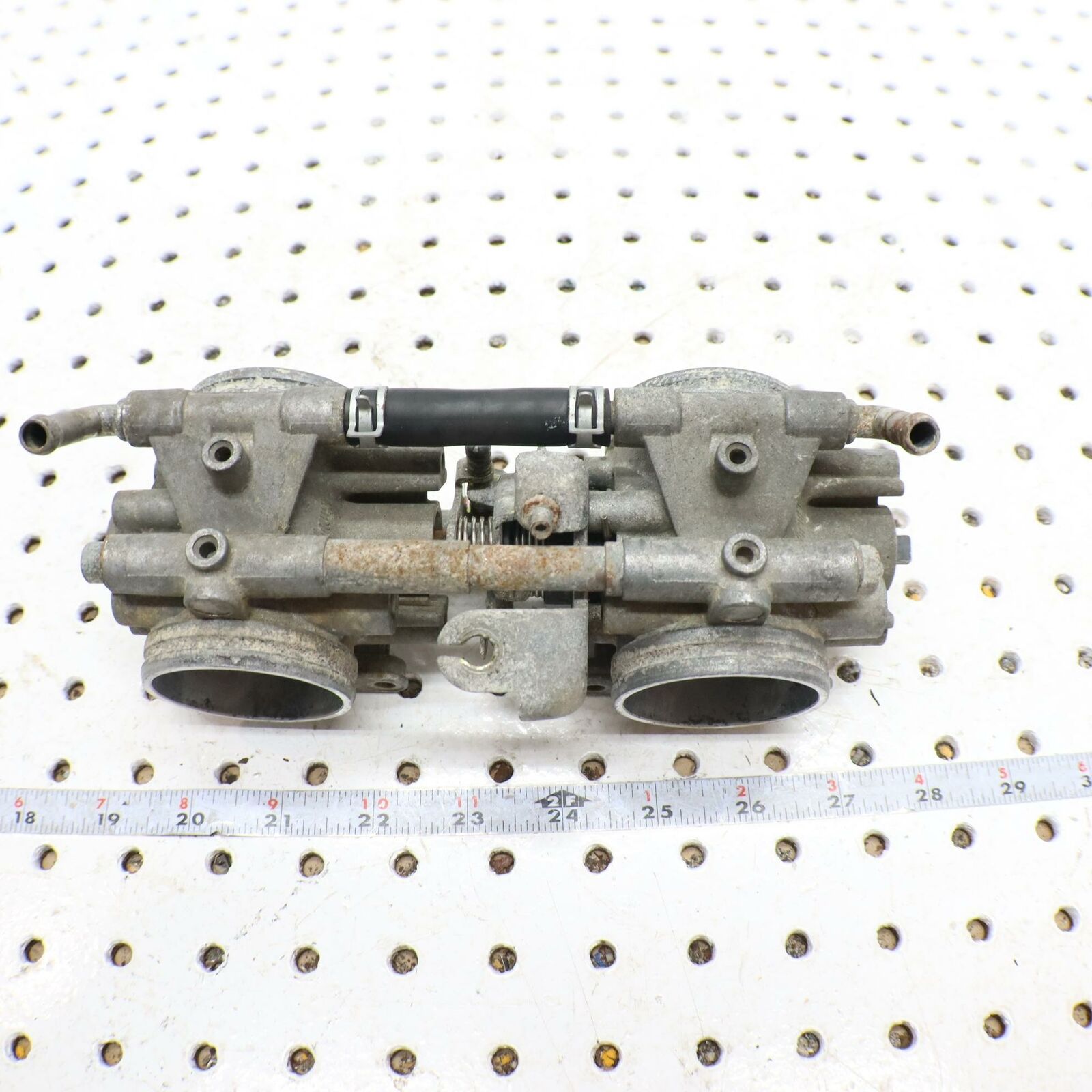 POLARIS MAIN FUEL INJECTORS THROTTLE BODIES BODY 1203213