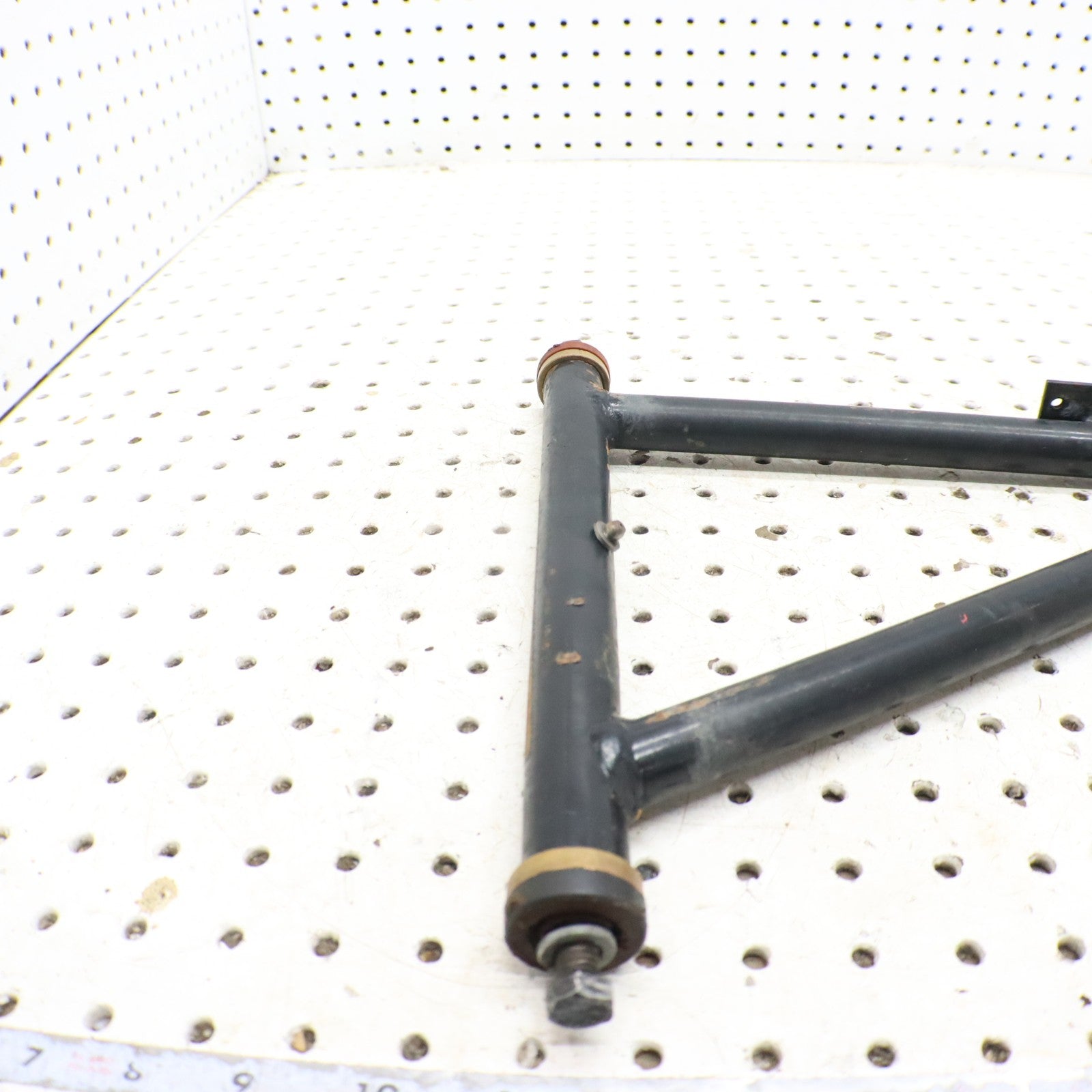 1995 Polaris Xplorer 400 Front Lower Right Control A Arm 2200532 2202275