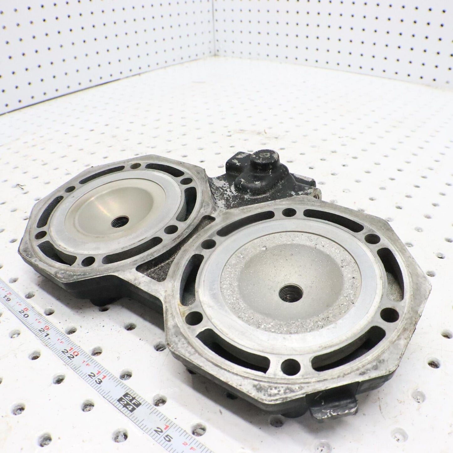 2002 ARCTIC CAT ZR 500 CYLINDER HEAD 3005-797 DINGED UP DOME