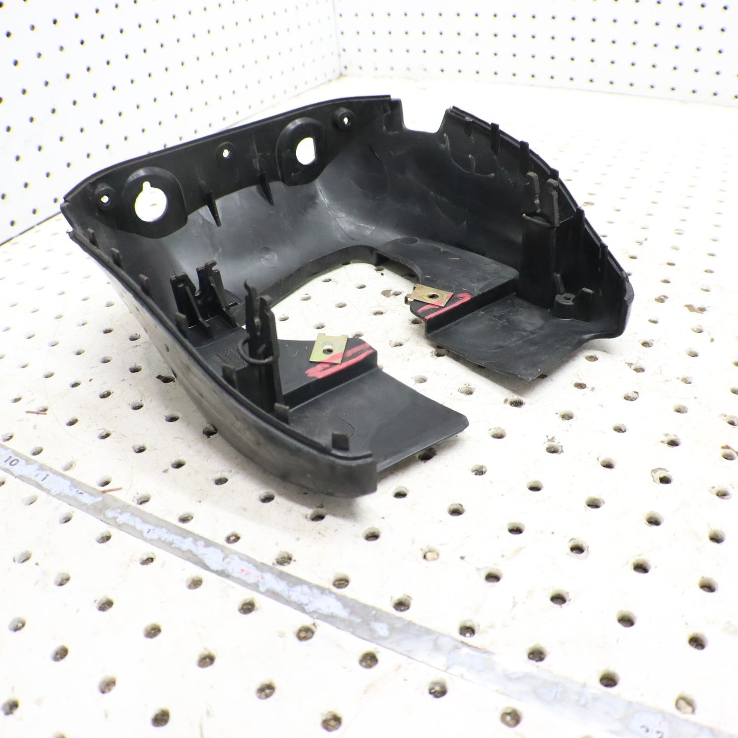 1998 Polaris Xplorer 400l Headlight Gauge Pod Lower 5431811-070 