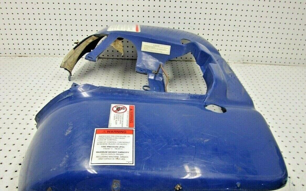 2000 POLARIS MAGNUM 325 2X4 REAR FENDER 5432117-157