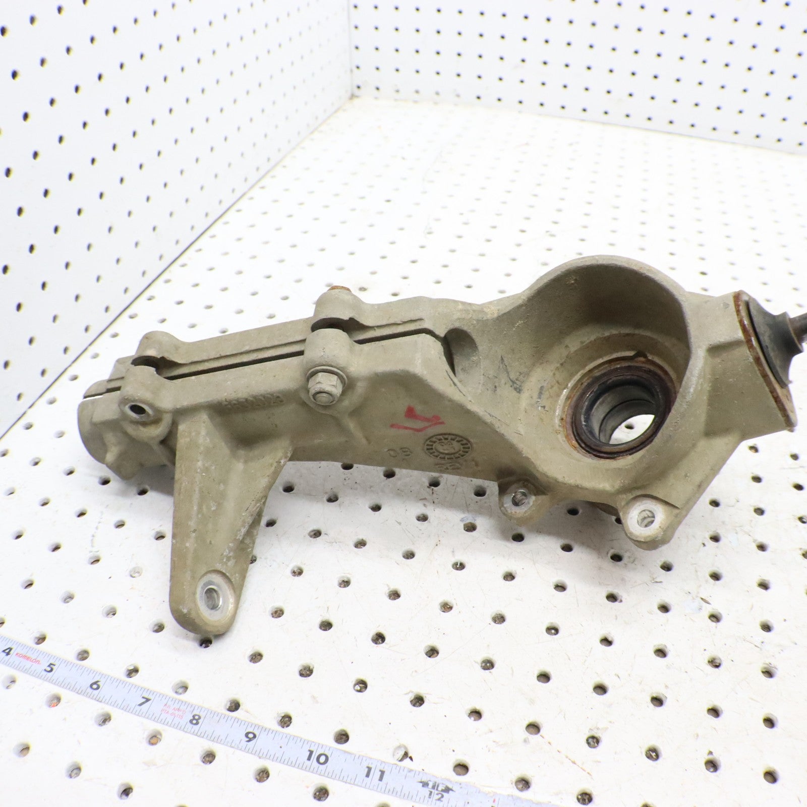 2009 Polaris Sportsman 800 Front Hub Strut 1822825 LEFT