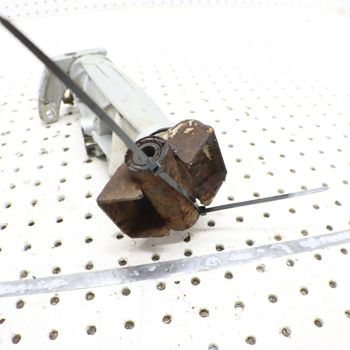 2007 Arctic Cat F6 Spindle Right 2703-220