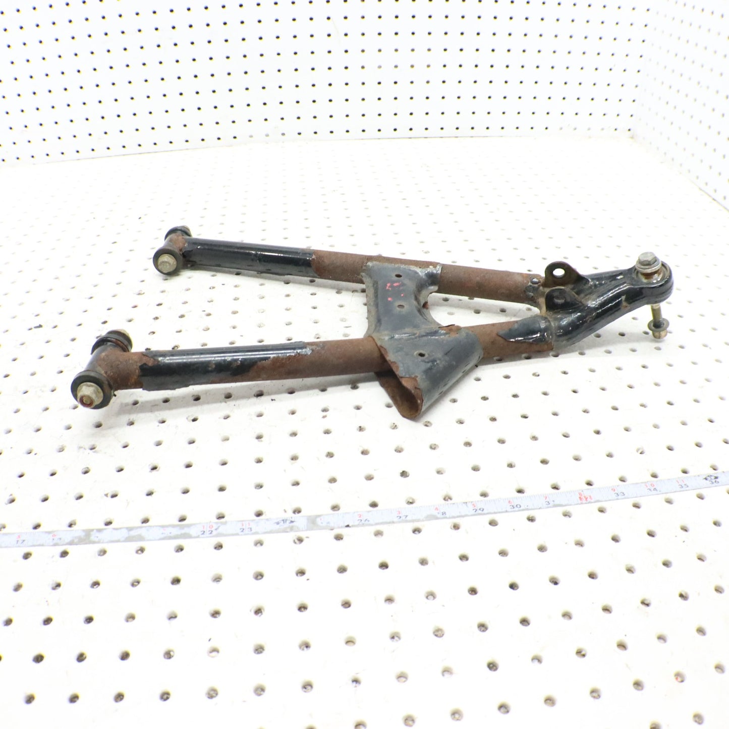 2007 Polaris Iq 600 A Arm Lower Right 2203022-067