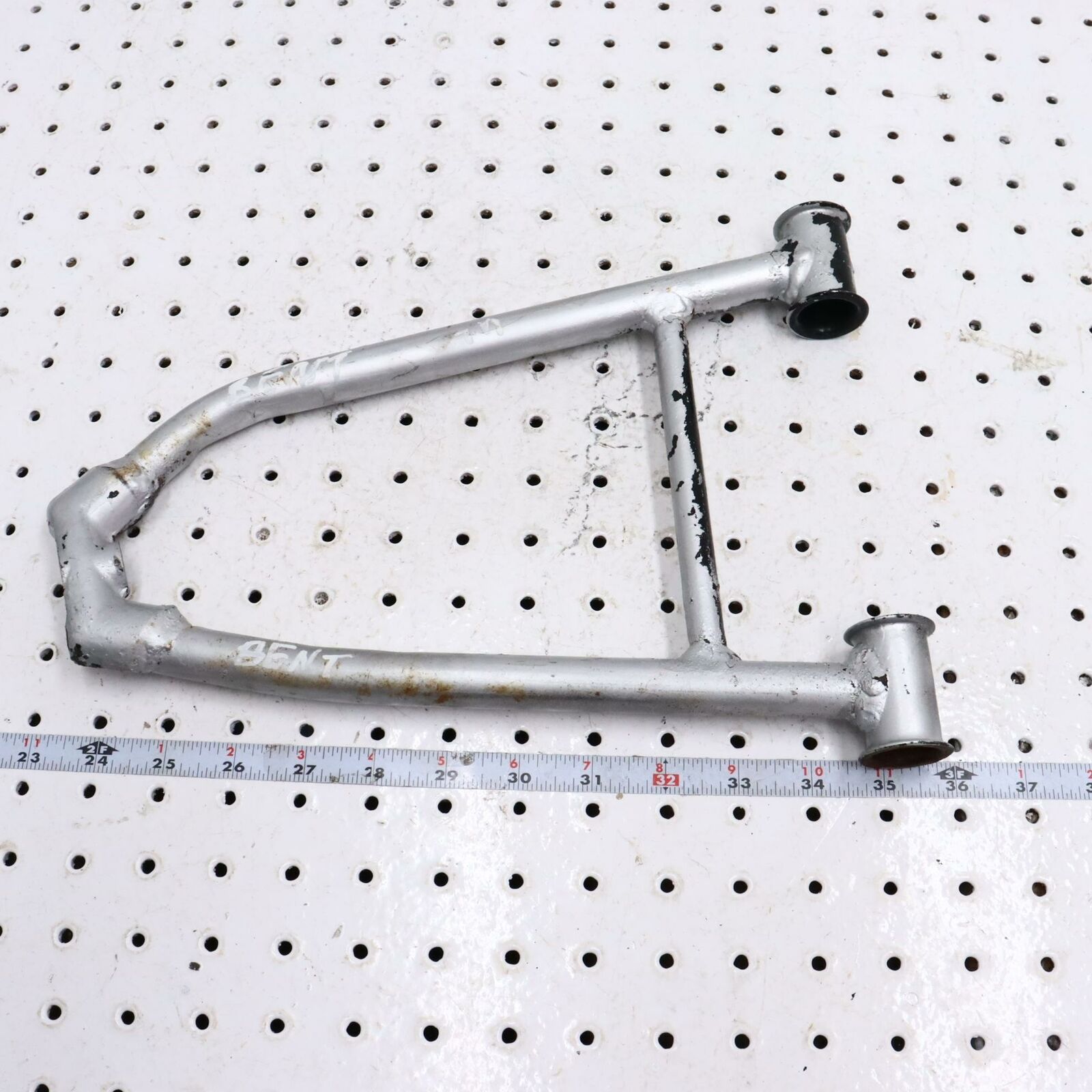 2007 POLARIS IQ 600 FRONT UPPER LEFT CONTROL A ARM 2203019-067