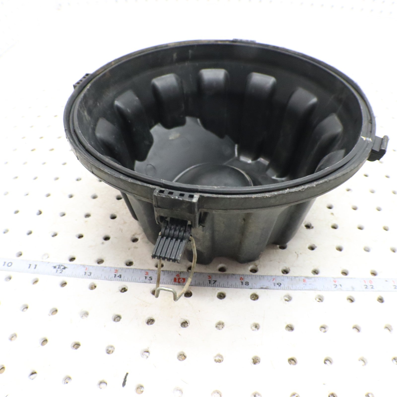 2009 Polaris Rzr 800 Airbox Air Box  Lid Cover Cap 5437748
