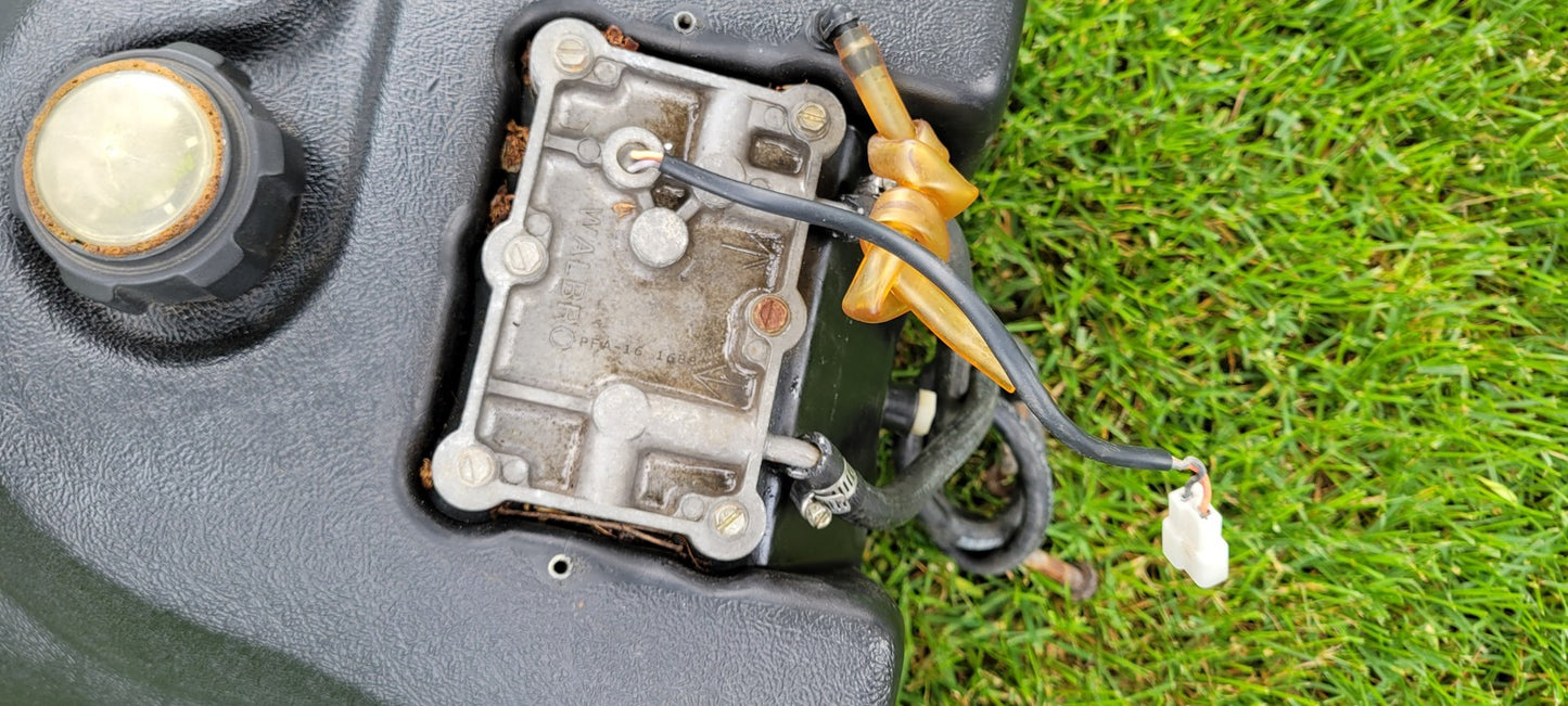1999 Arctic Cat Zl 600 Seat, GAS TANK, FUEL PUMP 0770-311; 0670-894; 3005-268