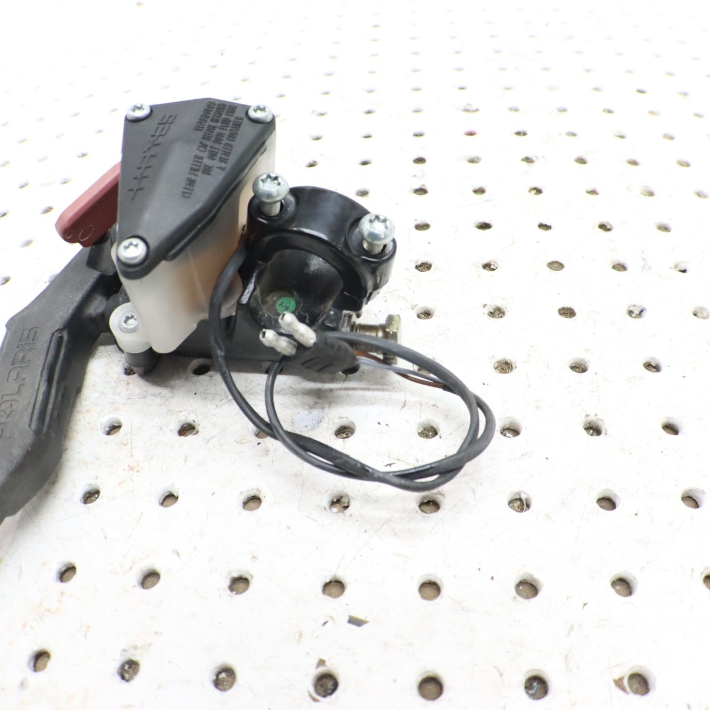 2016 Polaris Rush 800 Hand Brake Lever Master Cylinder 2206021