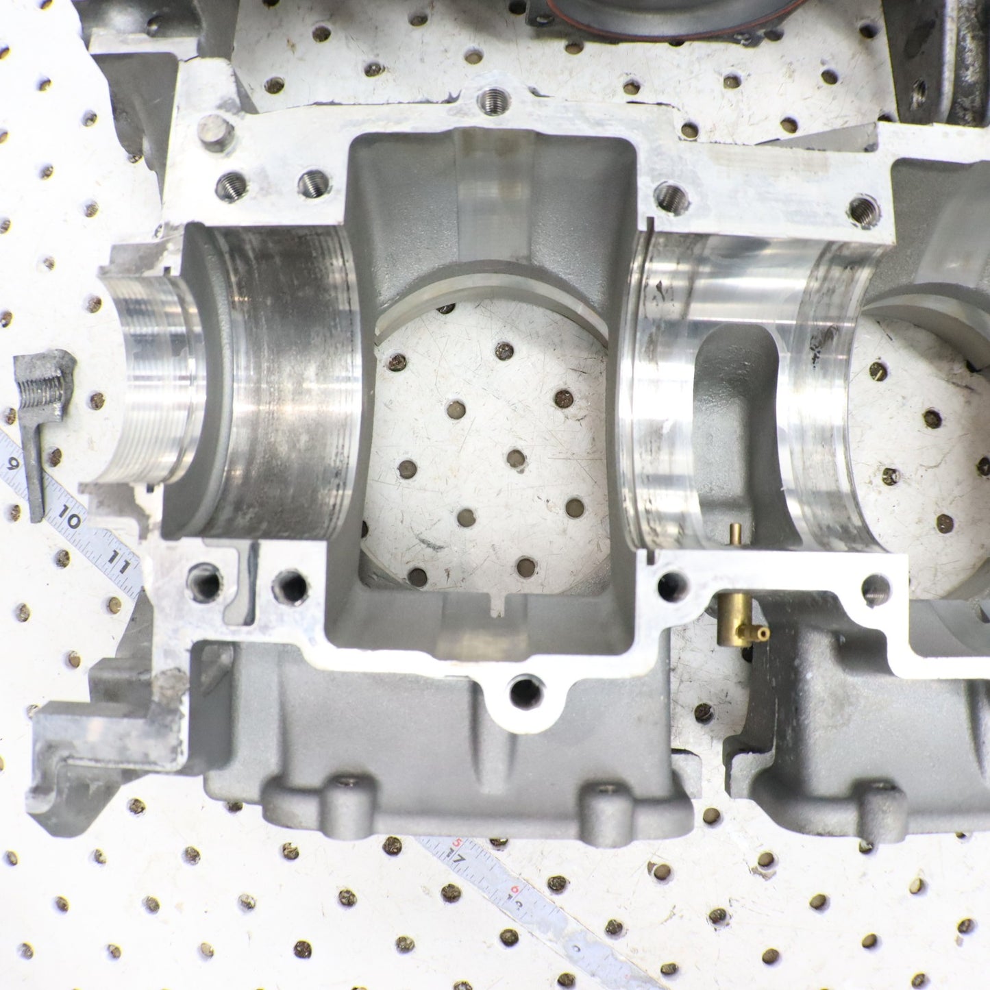 2016 Polaris Rush 800 Crankcase Engine Case Crank Case 2205651; 2207329 CORE