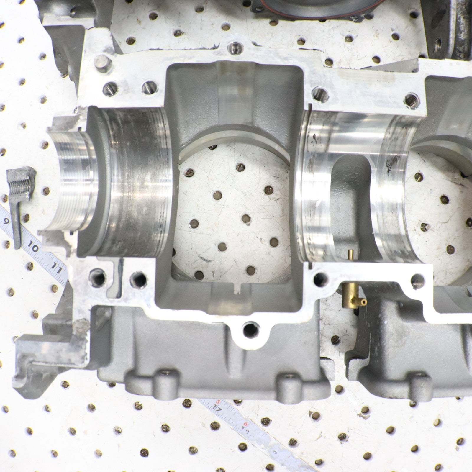 2016 Polaris Rush 800 Crankcase Engine Case Crank Case 2205651; 2207329 CORE