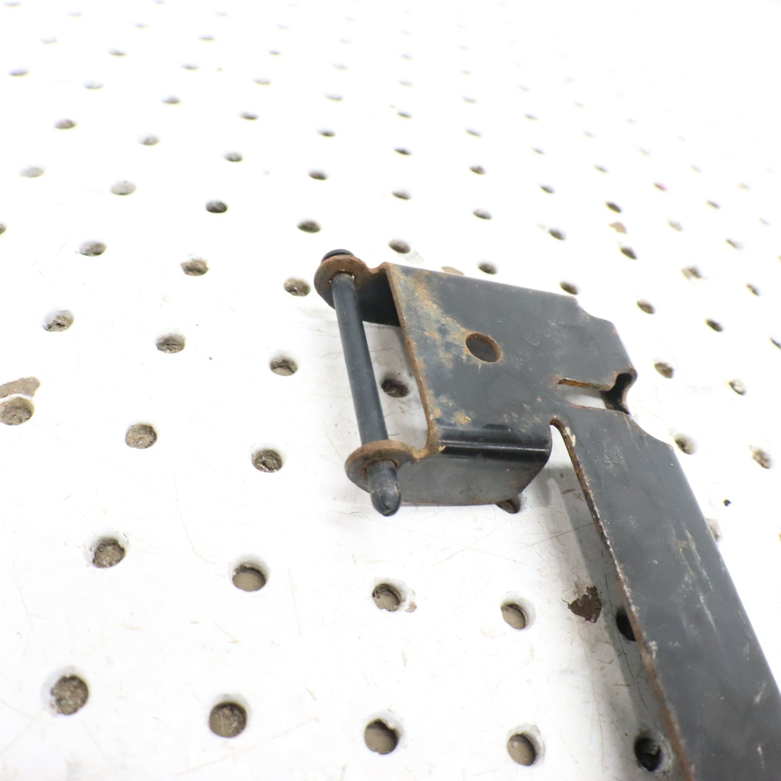 2016 Polaris Sportsman 570 Front Rack Pivot Brakcet 5259854-329