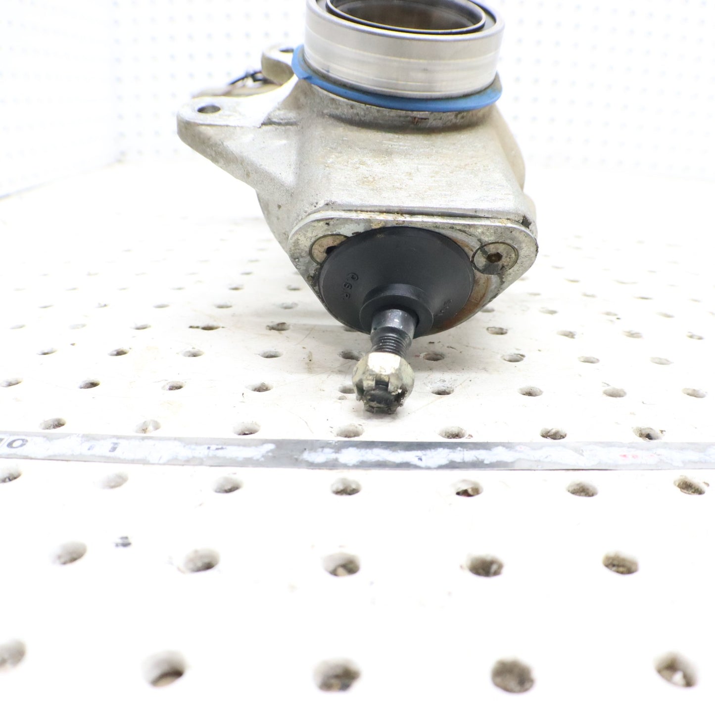 1998 Polaris Xplorer 400l Front Hub Strut RIGHT 2200976