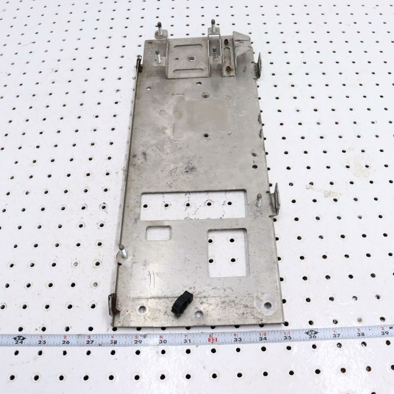 2007 POLARIS IQ 600 ASM-PLATE,ELEC CENTER W/STUDS 1015761