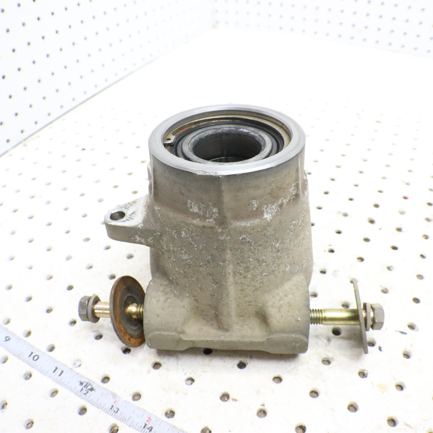 2008 Polaris Sportsman 800 Bearing Carrier Knuckle Rear 5135563