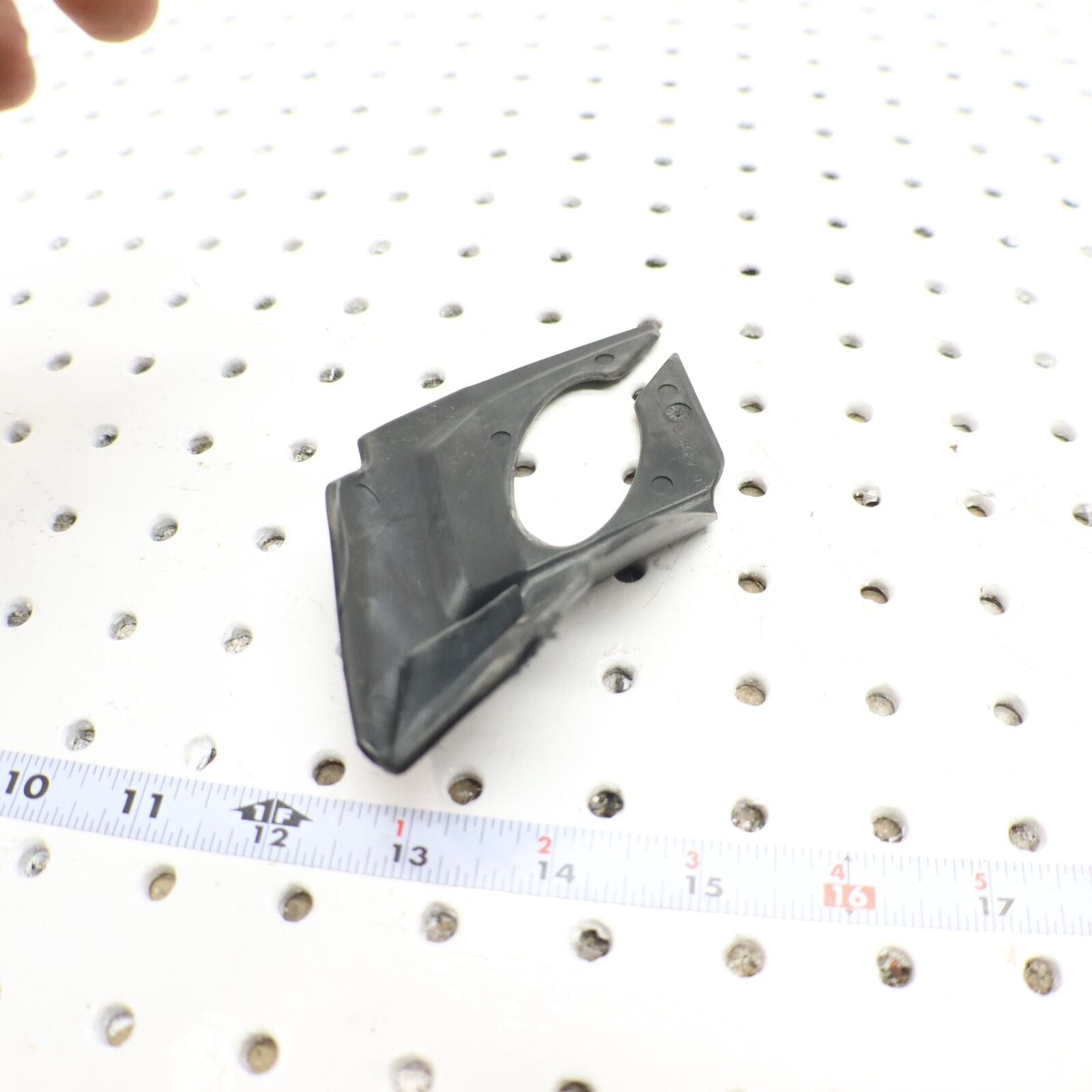 2015 POLARIS PRO RMK 800 FRONT BUMPER PLUG CAP COVER TRIM LEFT 5438627