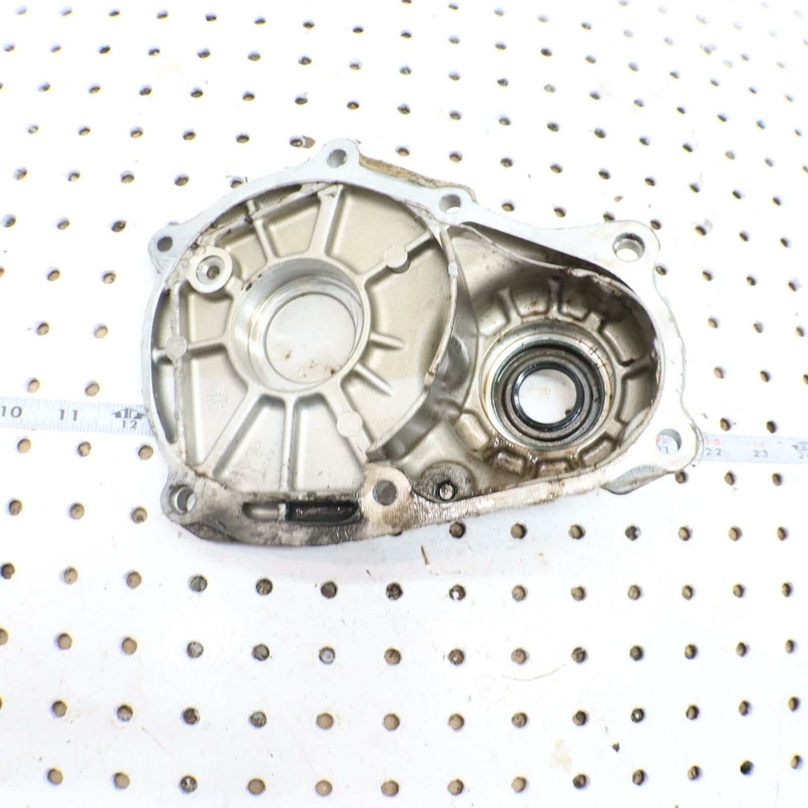 2000 POLARIS MAGNUM 325 TRANSMISSION GEARCASE FRONT OUTPUT COVER 3233781