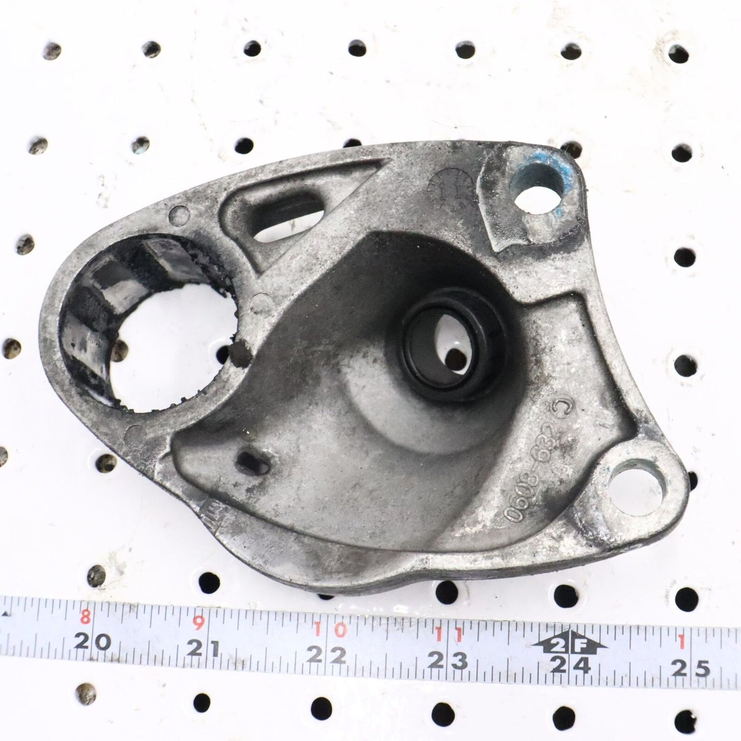 2012 ARCTIC CAT PROCLIMB M800 ENGINE MOTOR MOUNT BRACKET  0708-582
