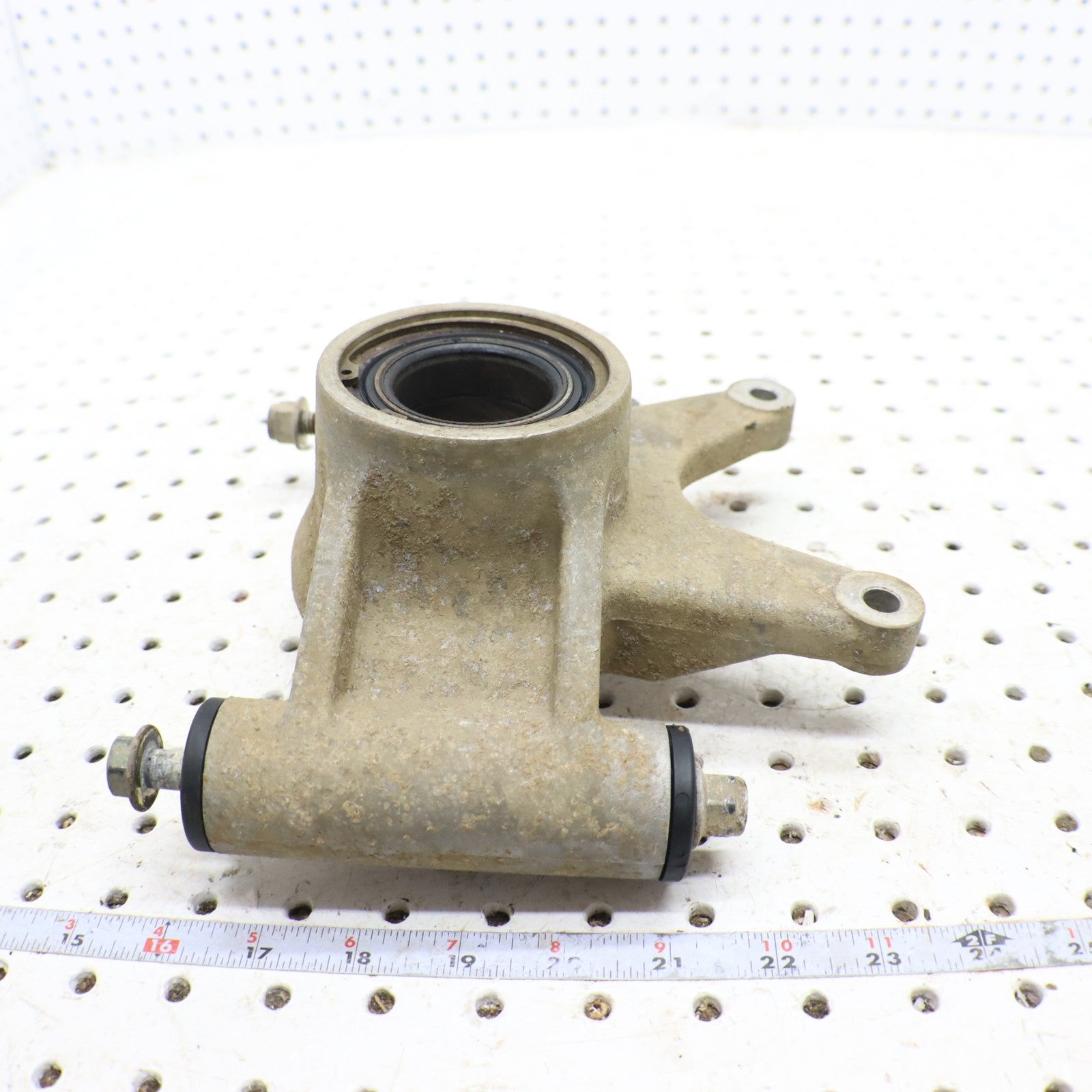 2009 Polaris Sportsman Xp 850 Bearing Carrier Knuckle Rear 5136105