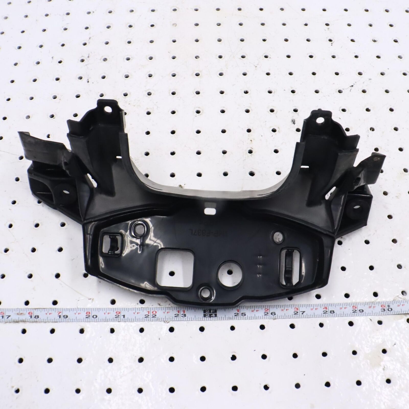 2013 YAMAHA GRIZZLY 700 SPEEDOMETER MOUNT 1HP-F837L-00-00 