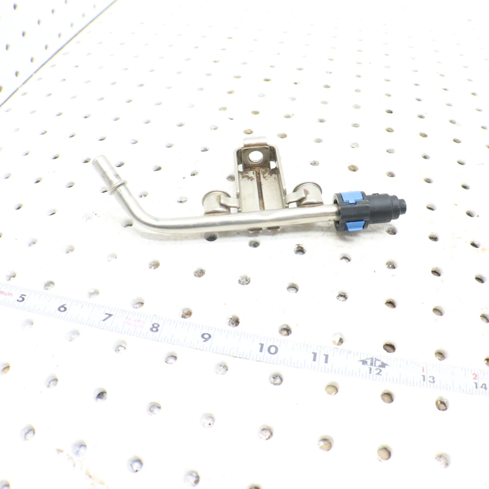 2009 Polaris Rzr 800 Fuel Rail 2520808