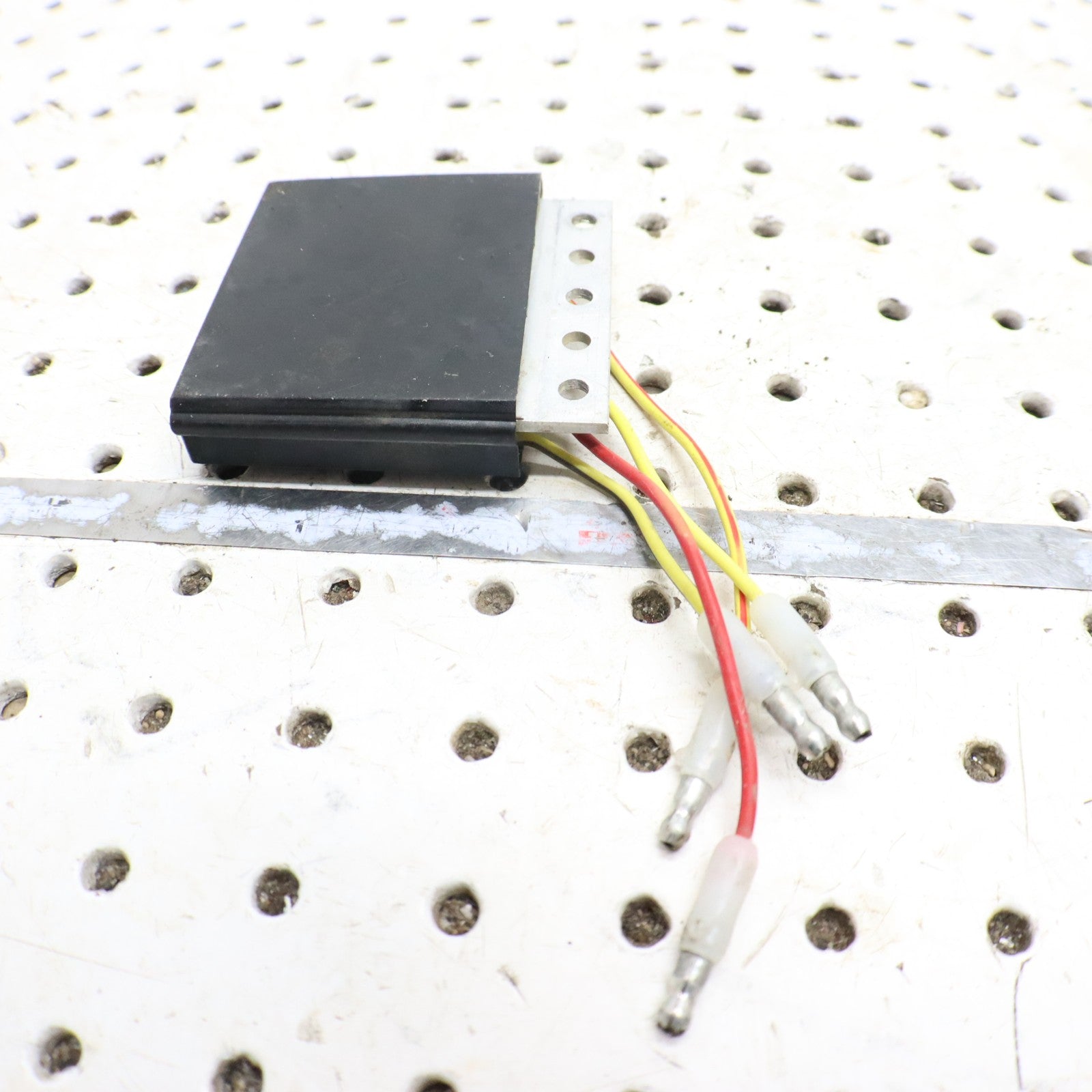 1995 Polaris Xplorer 400 Voltage Regulator 4060113 2205046 LR-35